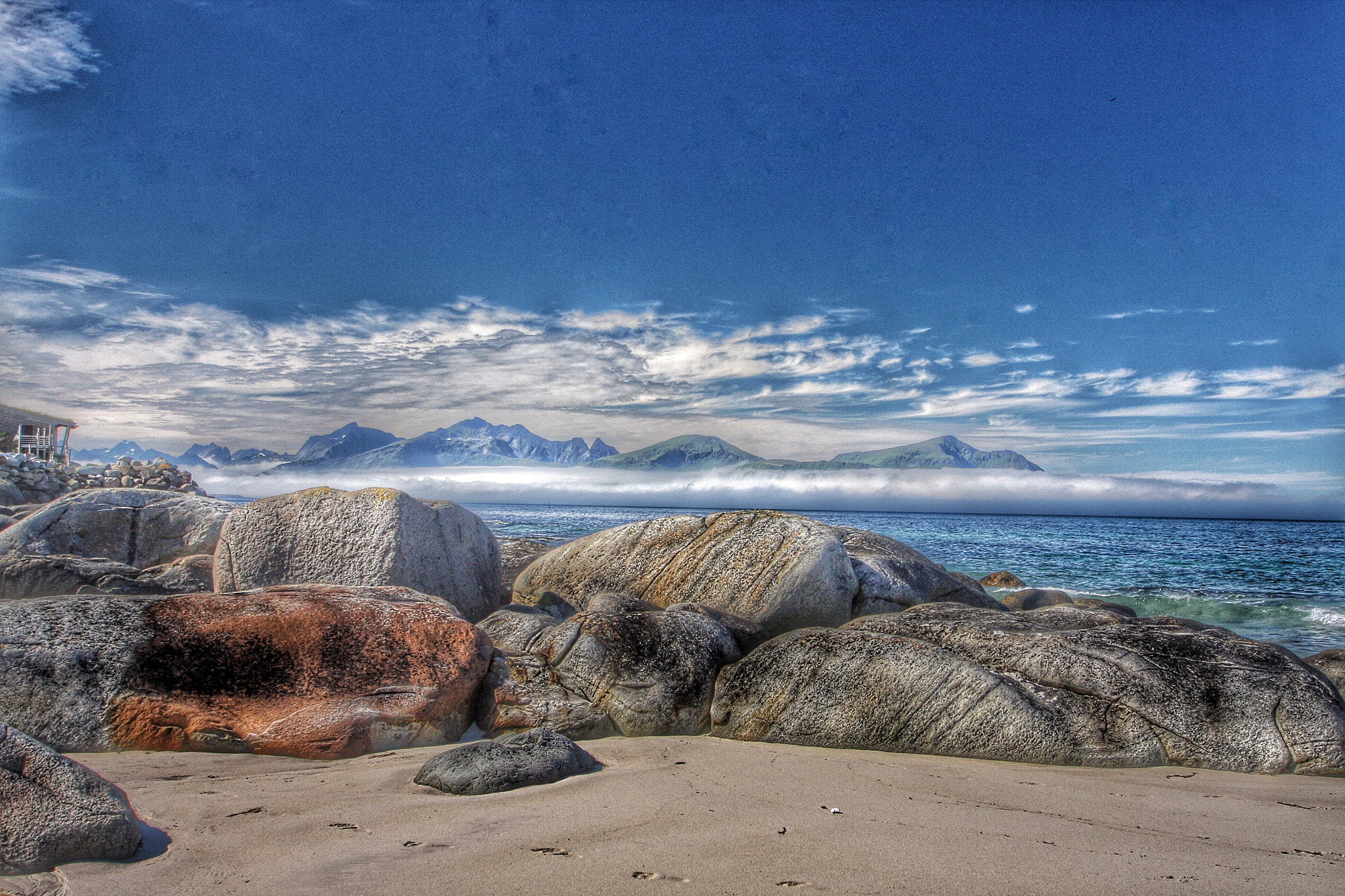 Canon 10-24mm sample photo. Lofoten beach photography