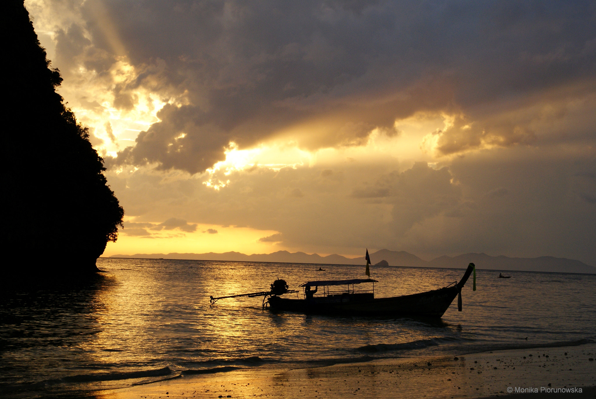 Sony Alpha DSLR-A300 sample photo. Just thailand photography