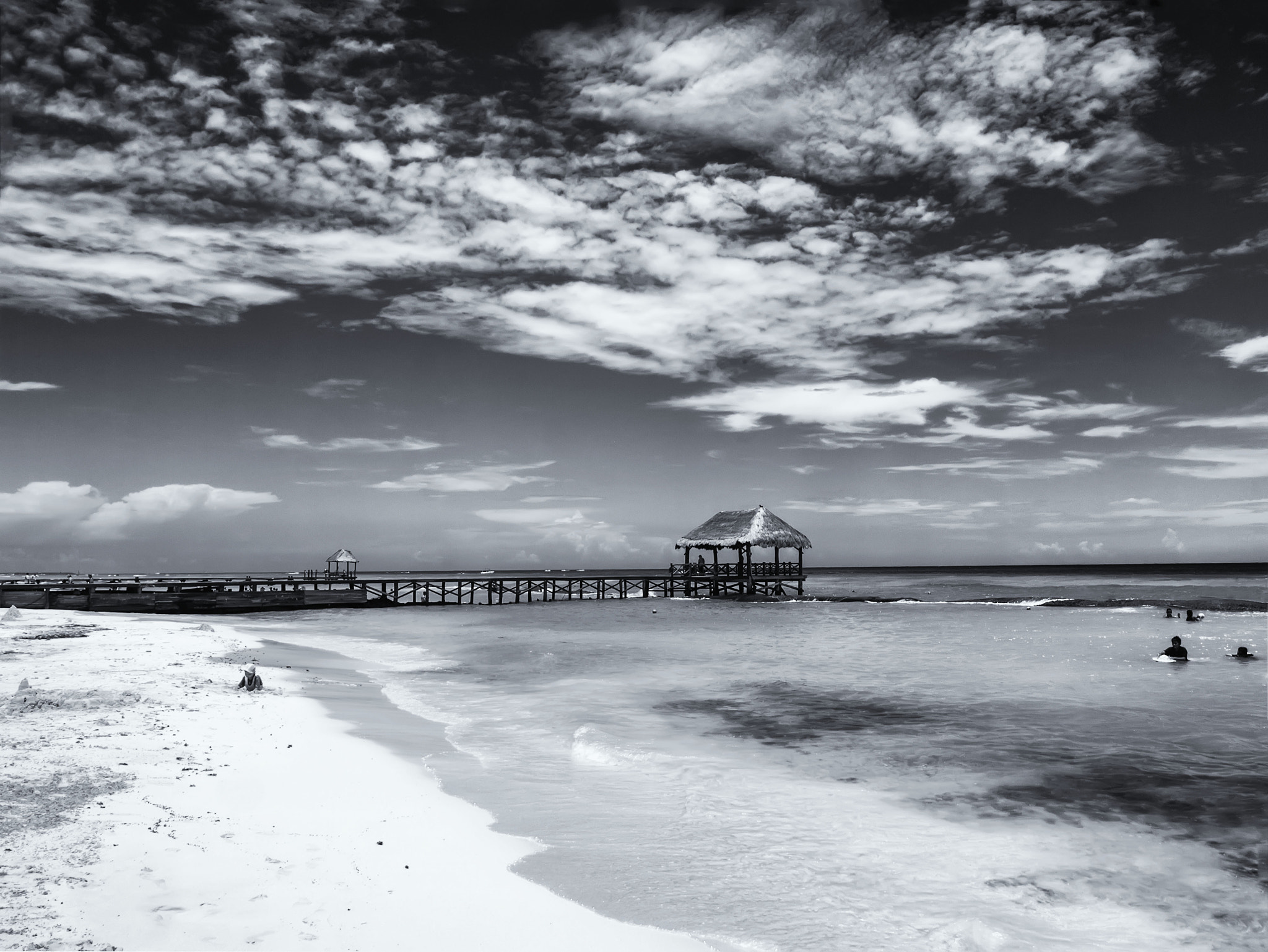 Panasonic Lumix DMC-GX1 sample photo. Cancun-azul fives photography