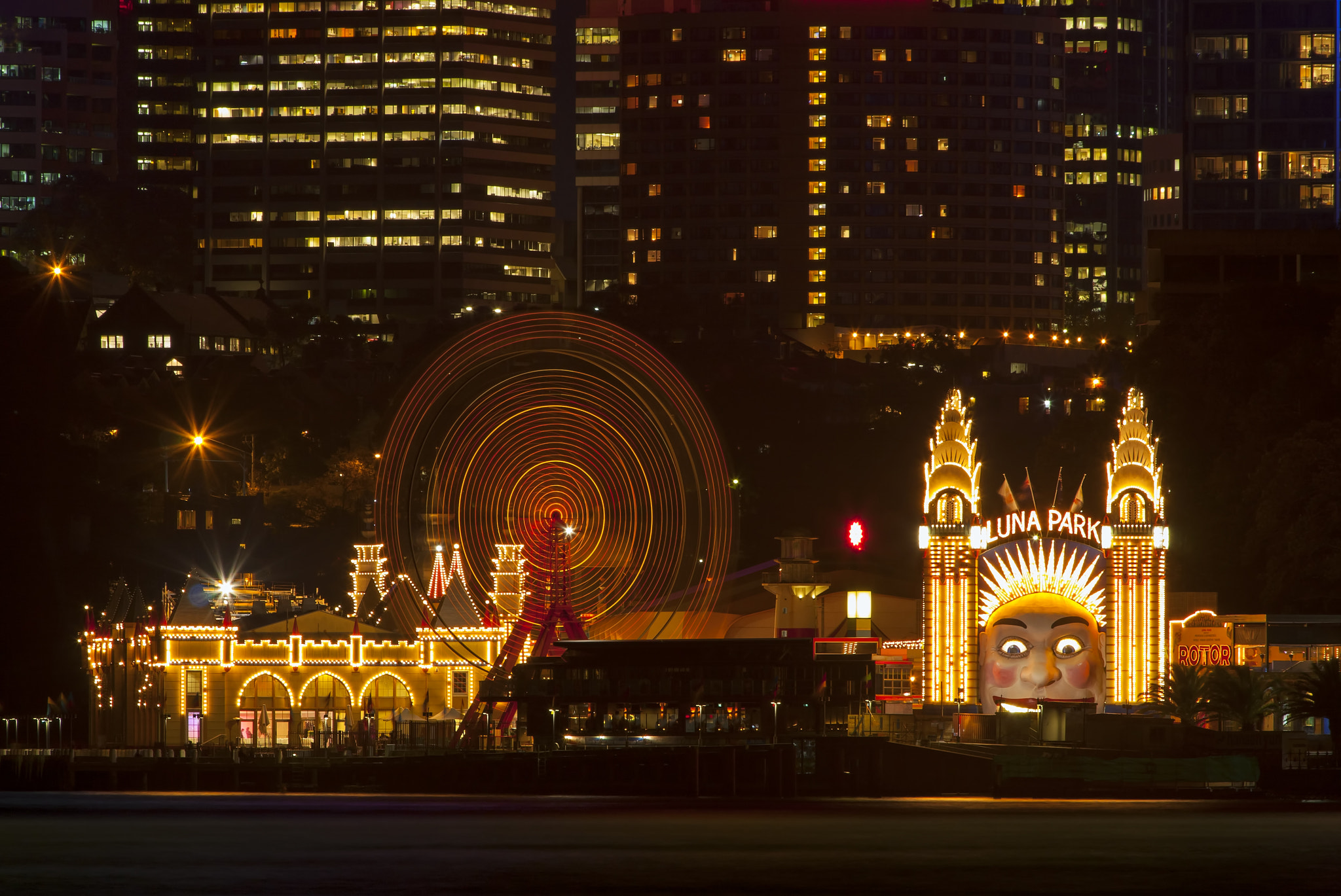 Canon EF 70-300mm F4-5.6 IS USM sample photo. Luna park, sydney australia photography