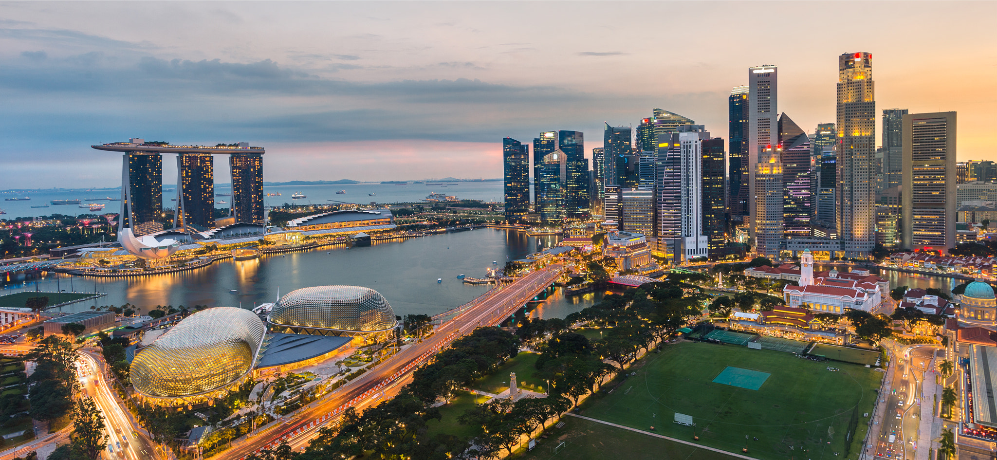 Nikon Df + Nikon AF-S Nikkor 20mm F1.8G ED sample photo. Singapore city skyline during sunset time photography