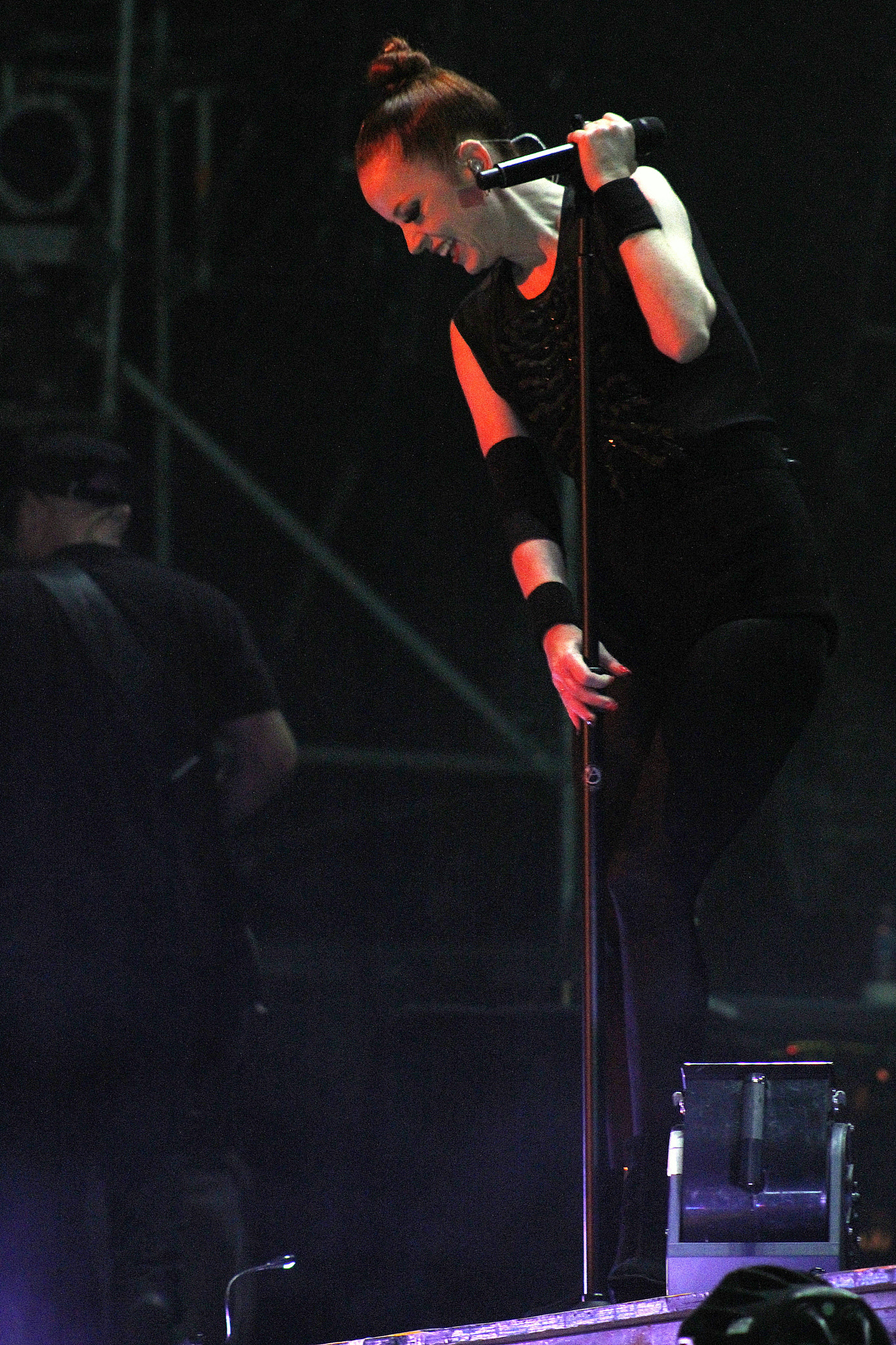 Canon EOS 550D (EOS Rebel T2i / EOS Kiss X4) sample photo. Shirley manson photography