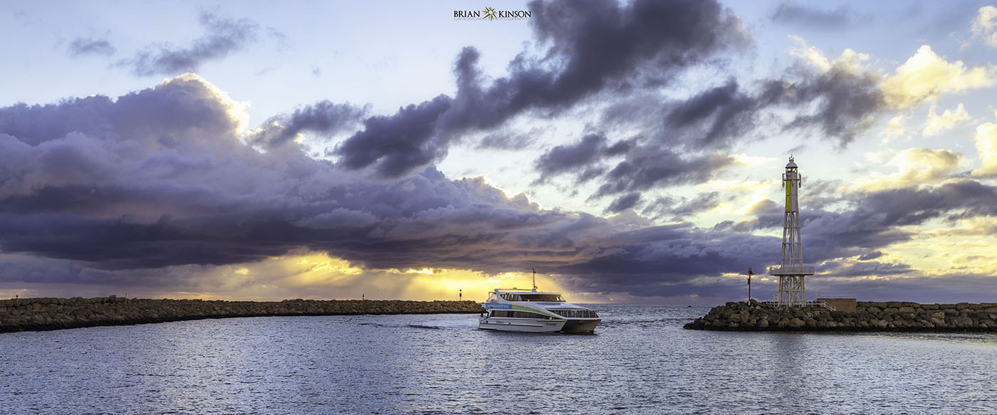 21mm F2.8 sample photo. Safe haven photography