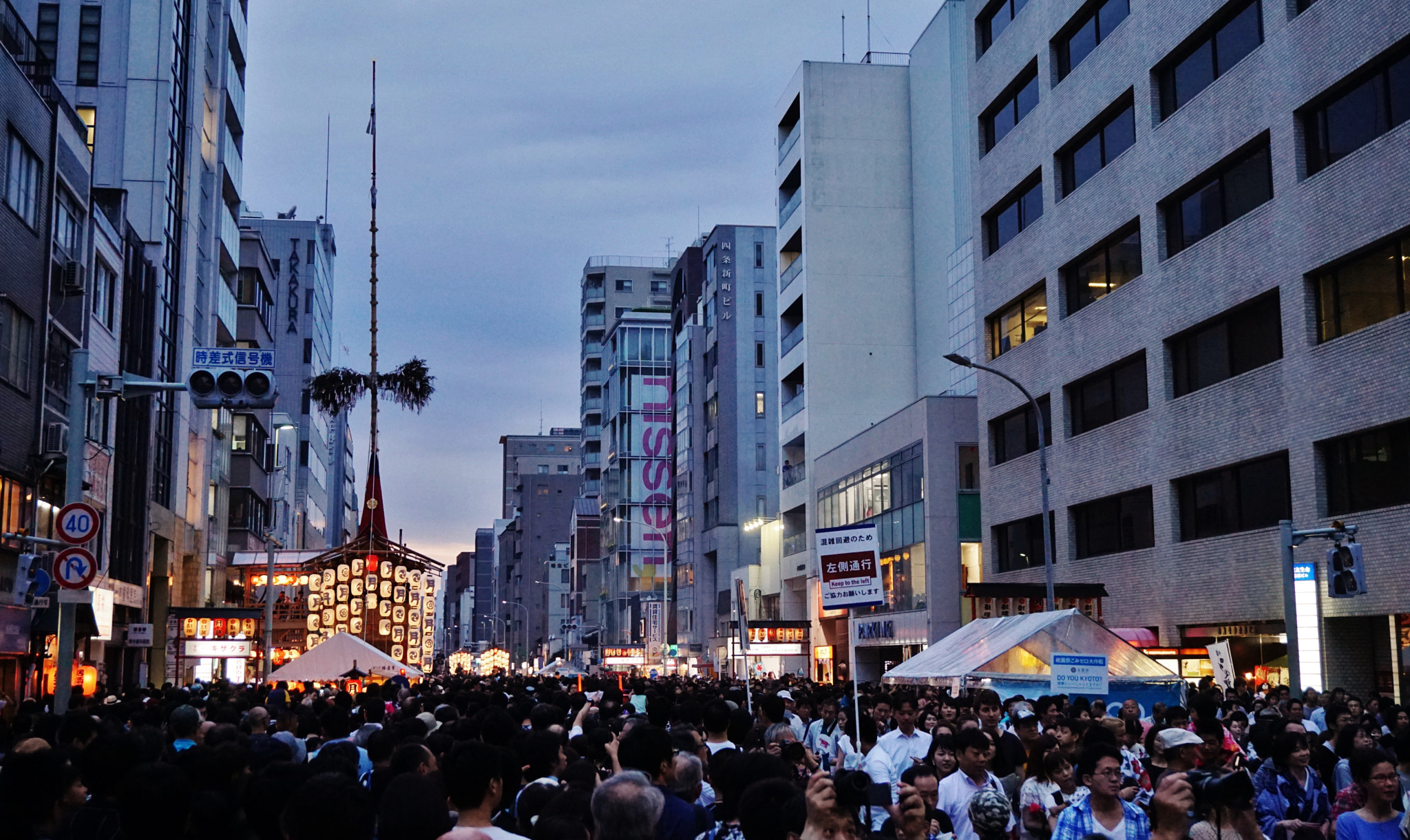 Sony E 16-50mm F3.5-5.6 PZ OSS sample photo. () photography