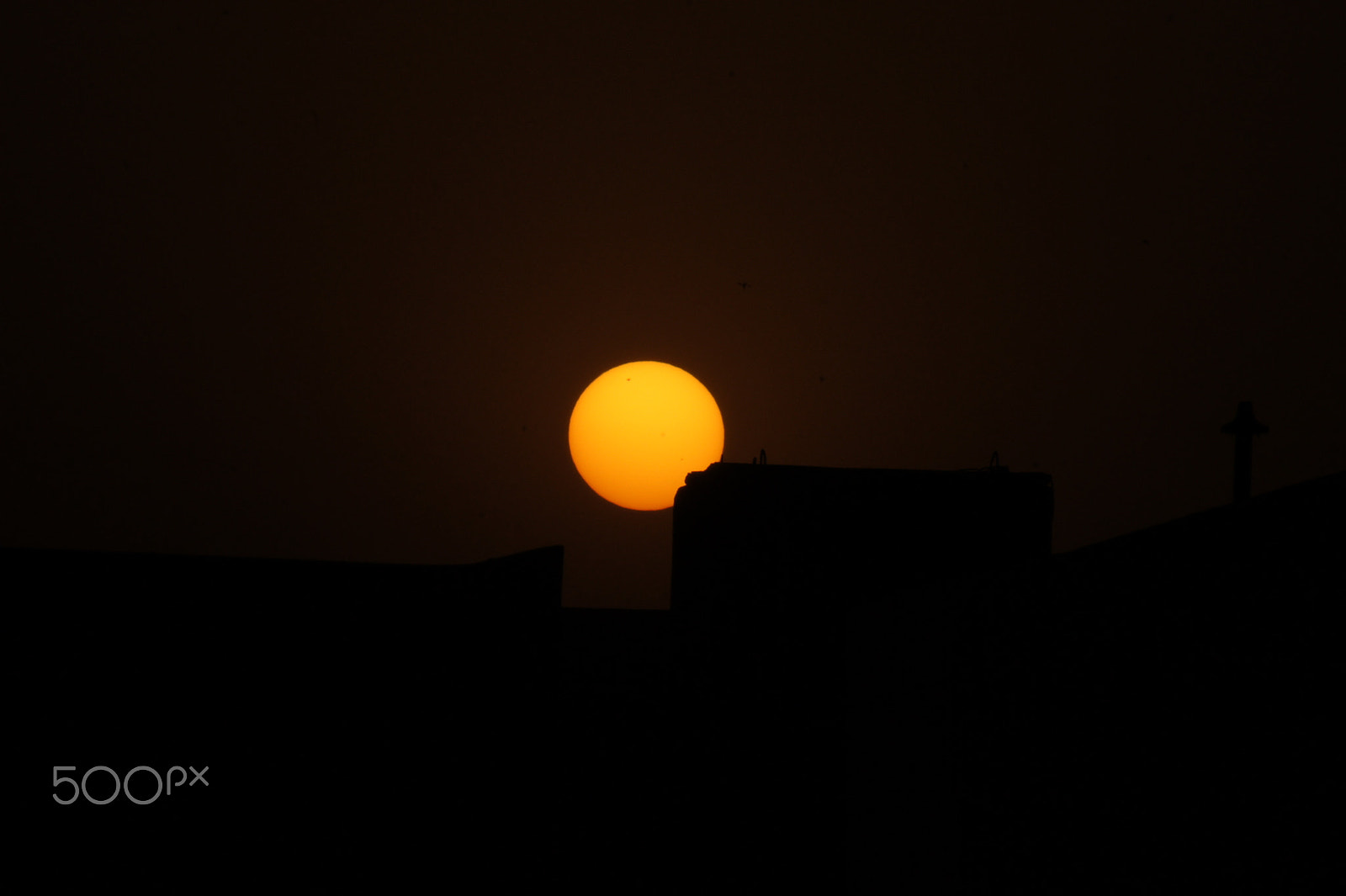 Sony 75-300mm F4.5-5.6 sample photo. Blood sun photography