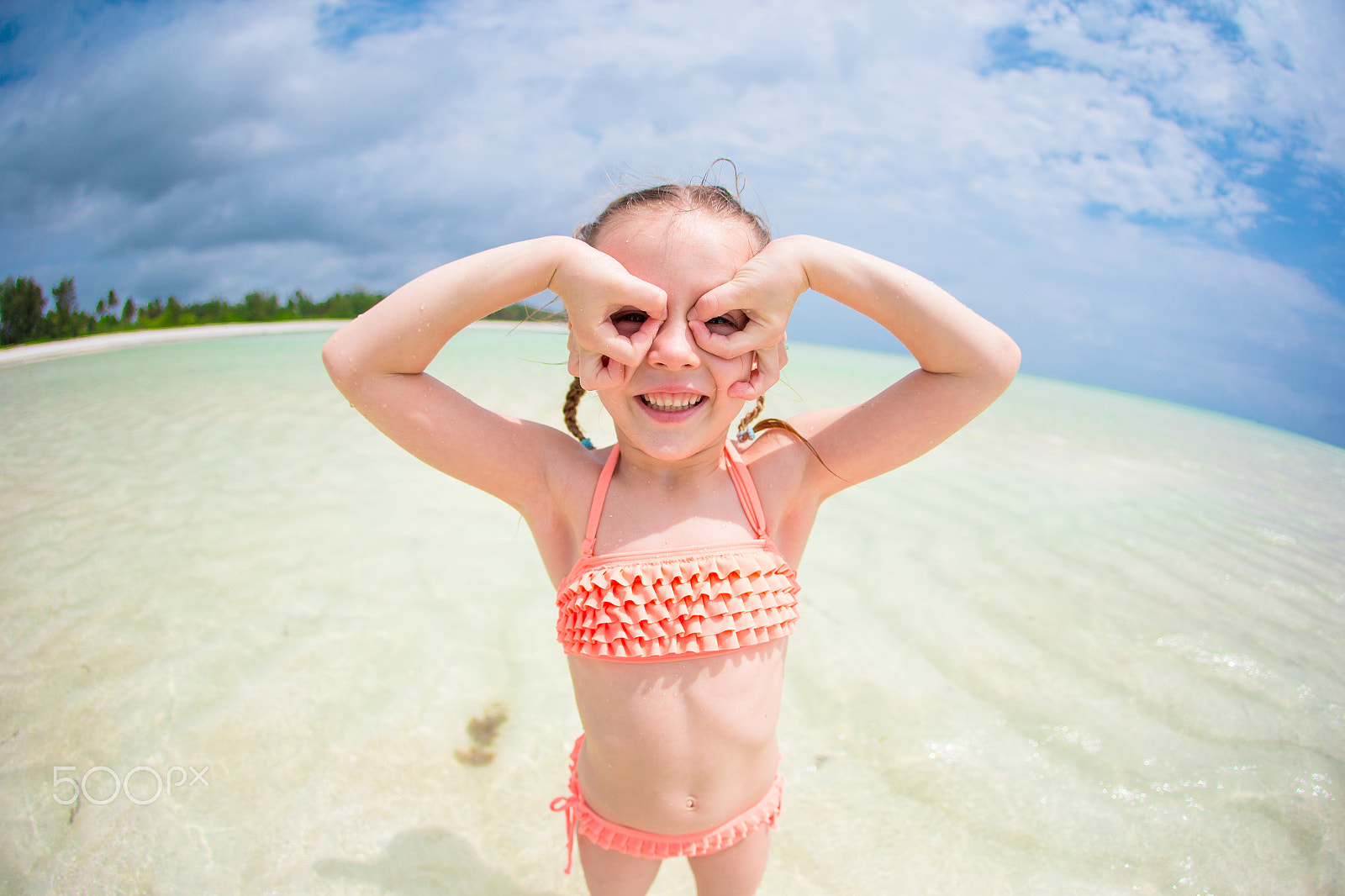 Canon EF 15mm F2.8 Fisheye sample photo. Adorable little girl having fun like as a superhero at beach during summer vacation photography