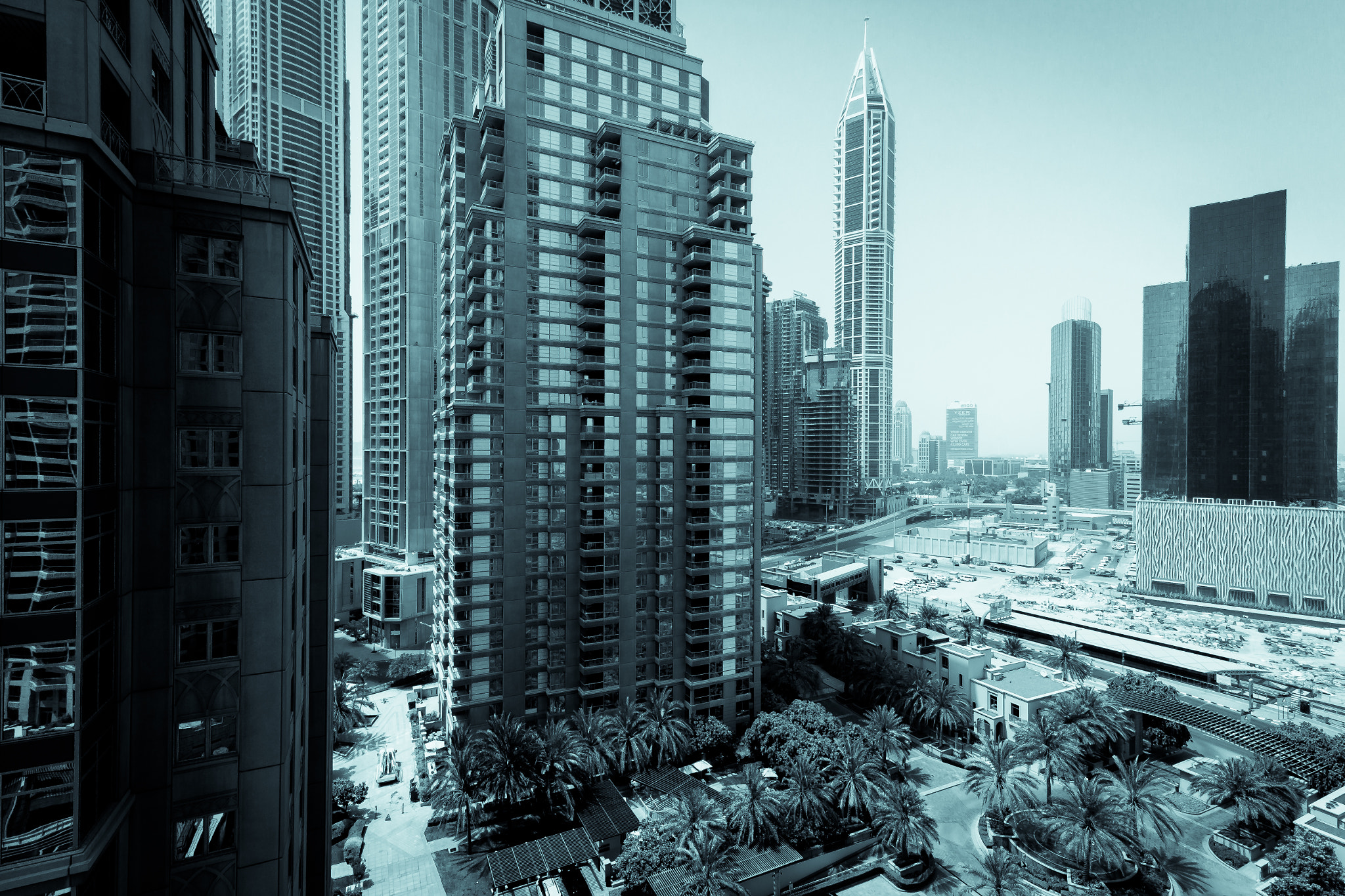 Sigma 10-20mm F3.5 EX DC HSM sample photo. Murjan tower dubai marina photography
