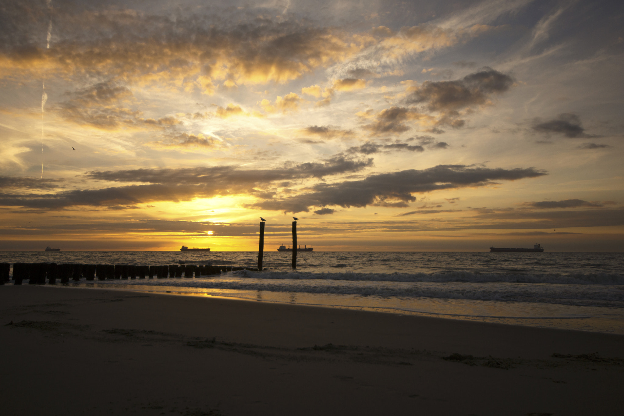 Sigma AF 10-20mm F4-5.6 EX DC sample photo. Sunset nieuwvliet-bad photography