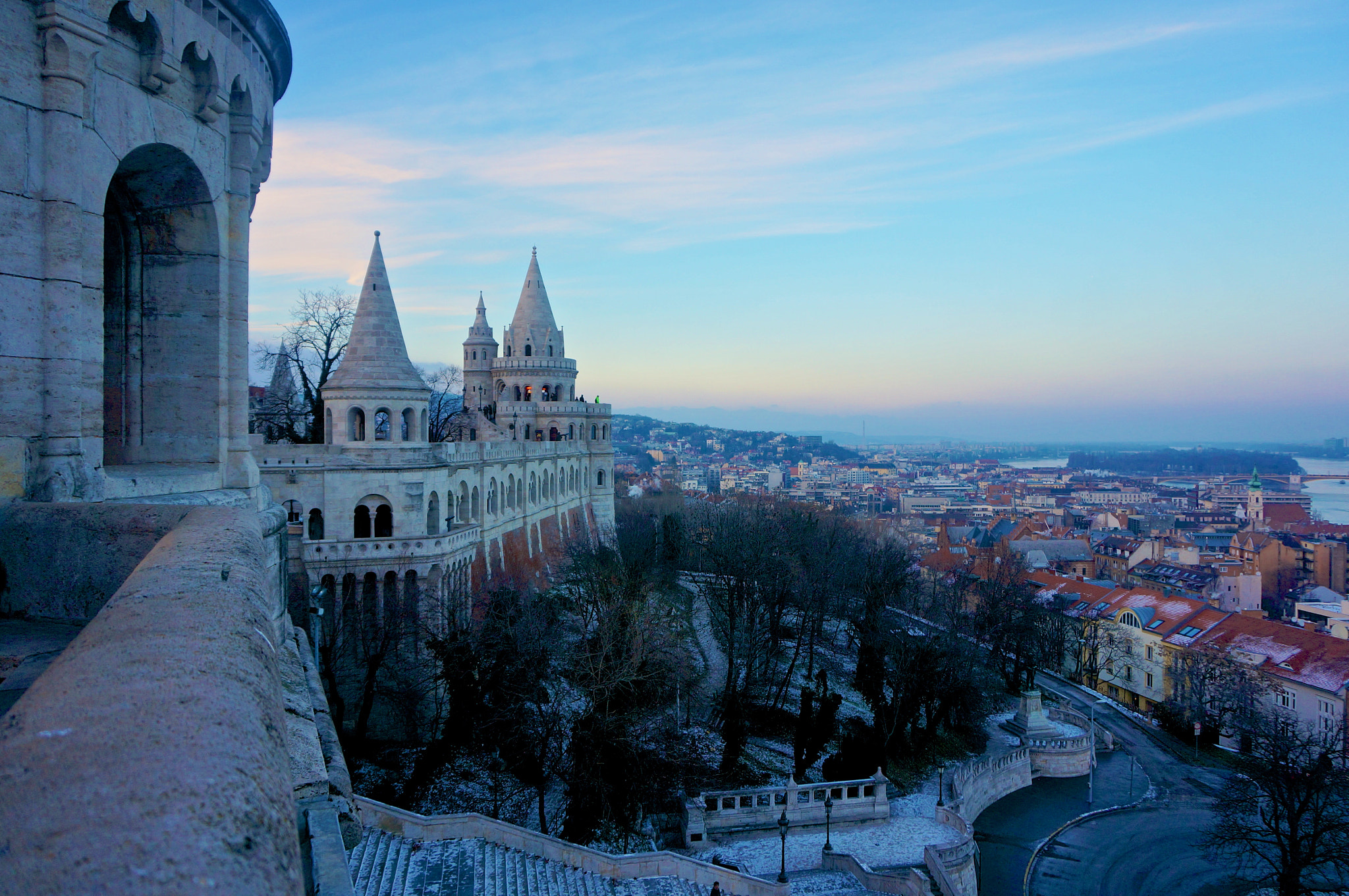 Sony Alpha NEX-6 + Sony E 18-50mm F4-5.6 sample photo. Fairy bastion before sundown photography