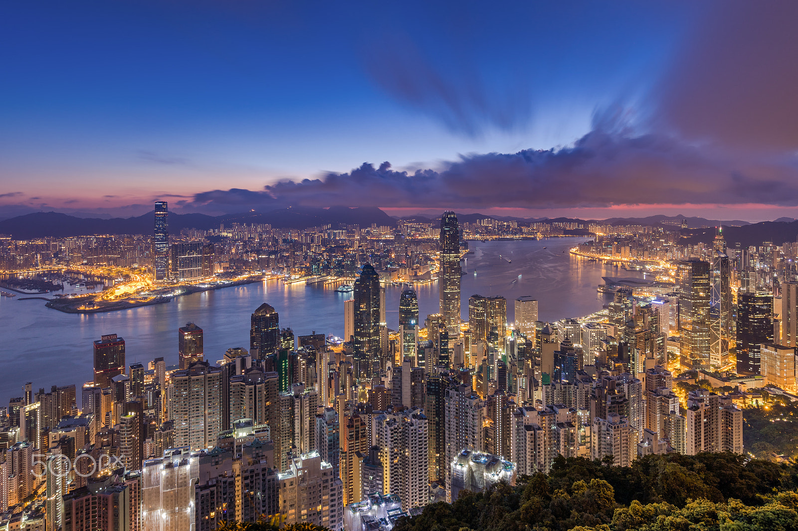 Canon EF 11-24mm F4L USM sample photo. Hong kong city view from peak at dawn photography