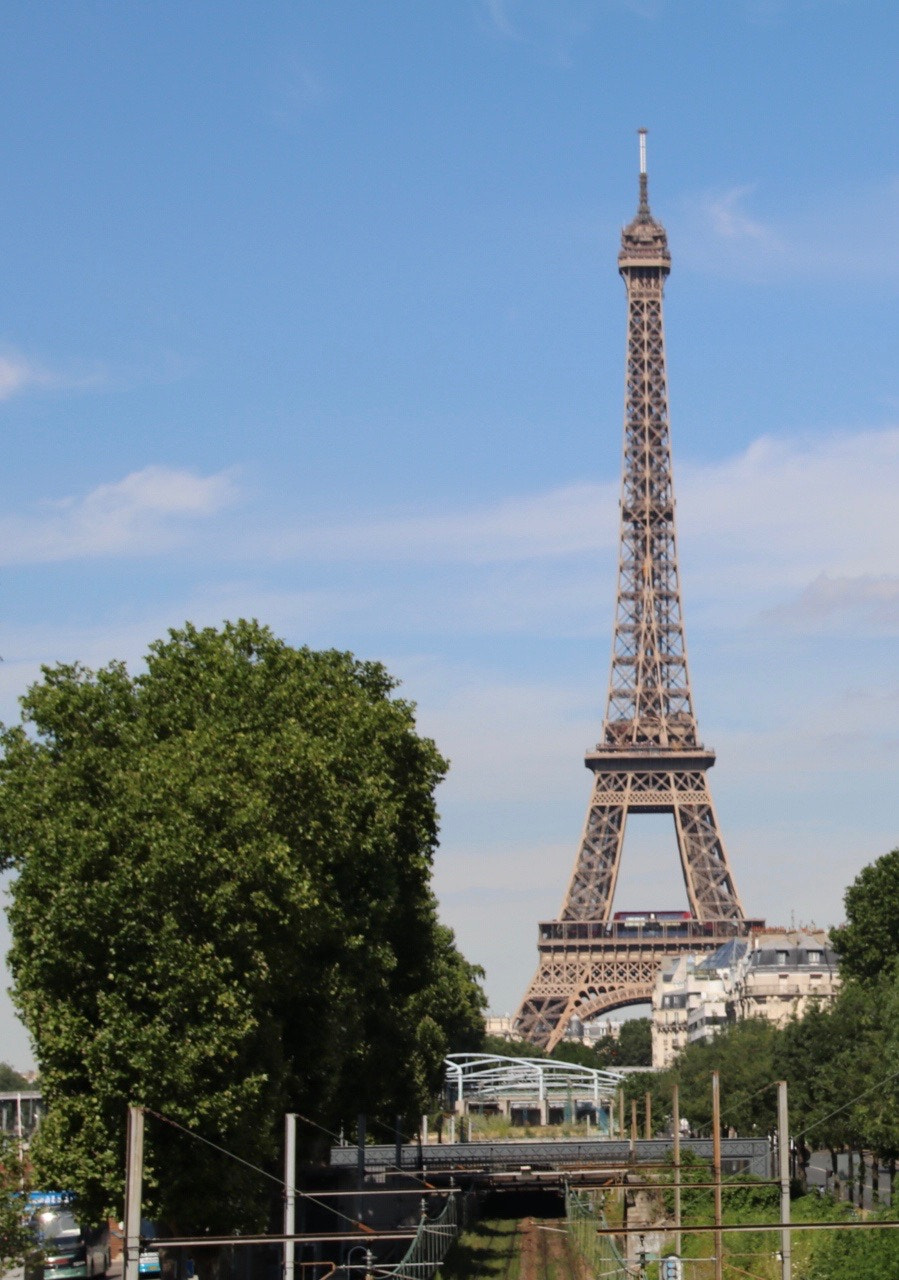 Sigma 18-125mm F3.8-5.6 DC OS HSM sample photo. Exploring paris photography