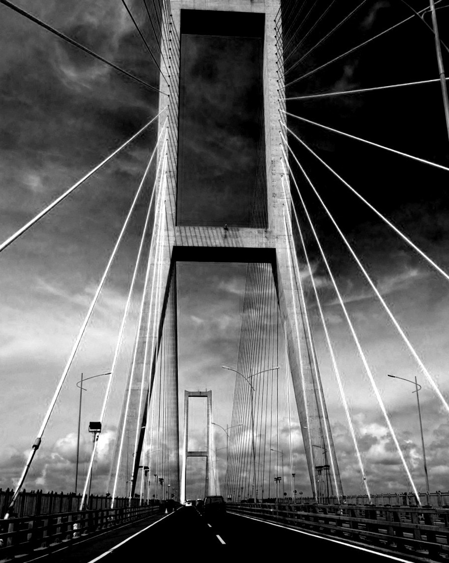 Panasonic Lumix G Vario 7-14mm F4 ASPH sample photo. Suramadu bridge photography