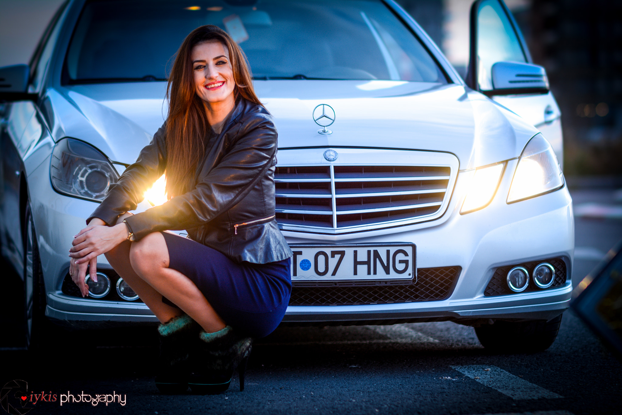 Nikon D7100 + Sigma 85mm F1.4 EX DG HSM sample photo. Outdoor session photography