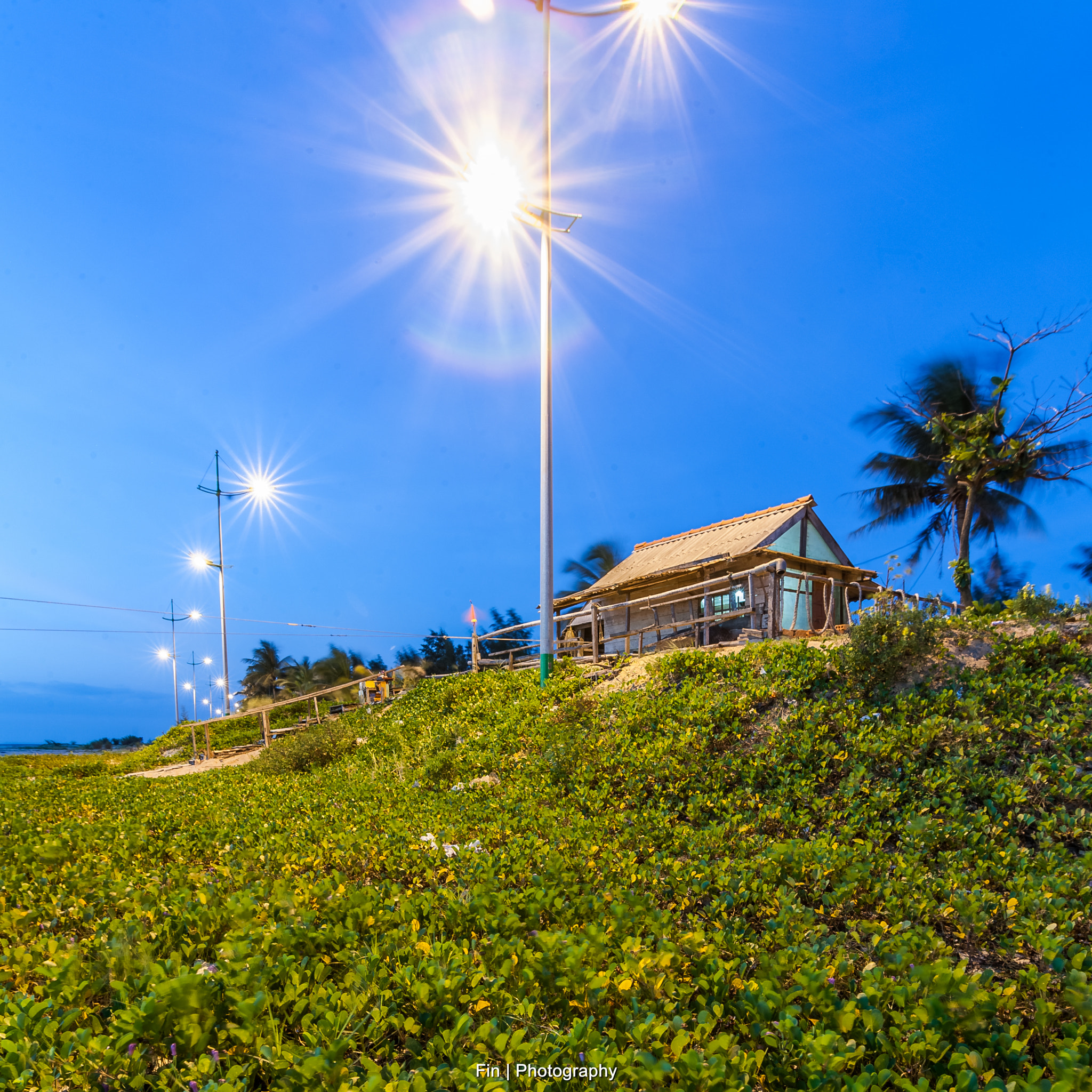 Canon EF-S 17-85mm F4-5.6 IS USM sample photo. Nhat le riverside photography
