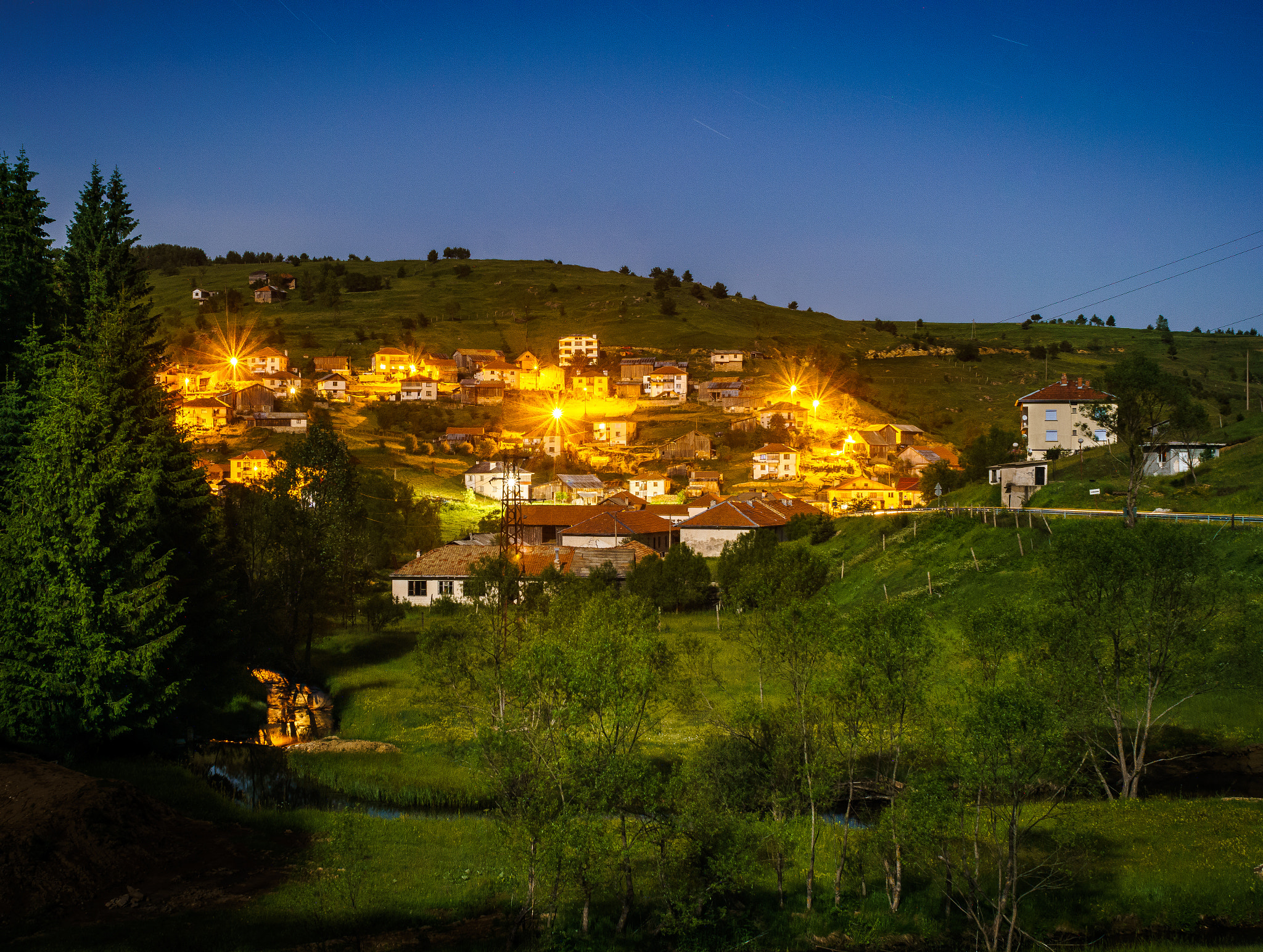 Minolta AF 28mm F2 sample photo. Moonlight over buynovo photography