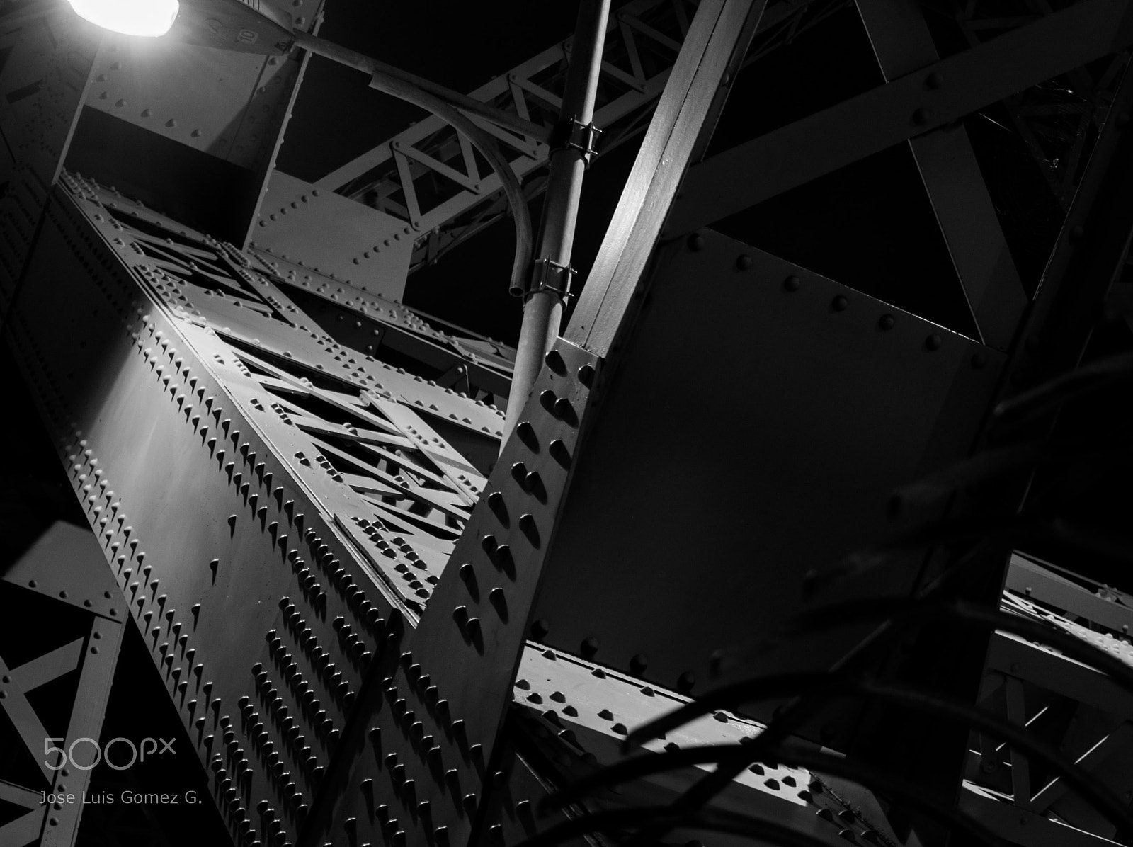 Olympus PEN E-PM2 sample photo. Angles photography