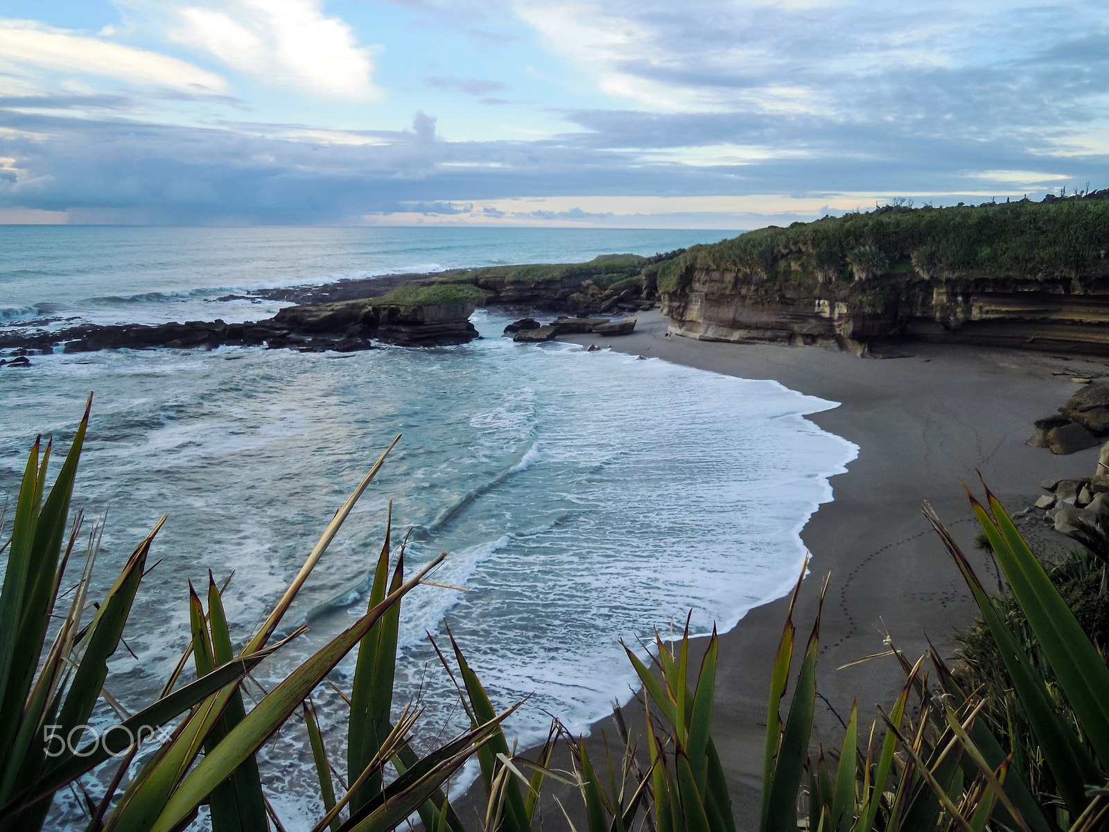 Nikon Coolpix S5100 sample photo. Beach near charleston/ westport in new zealand photography