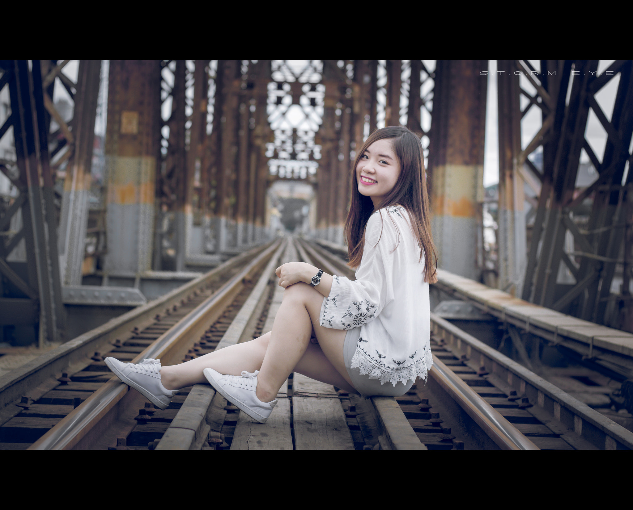 Canon EF 50mm F1.8 II sample photo. Storm eye photography