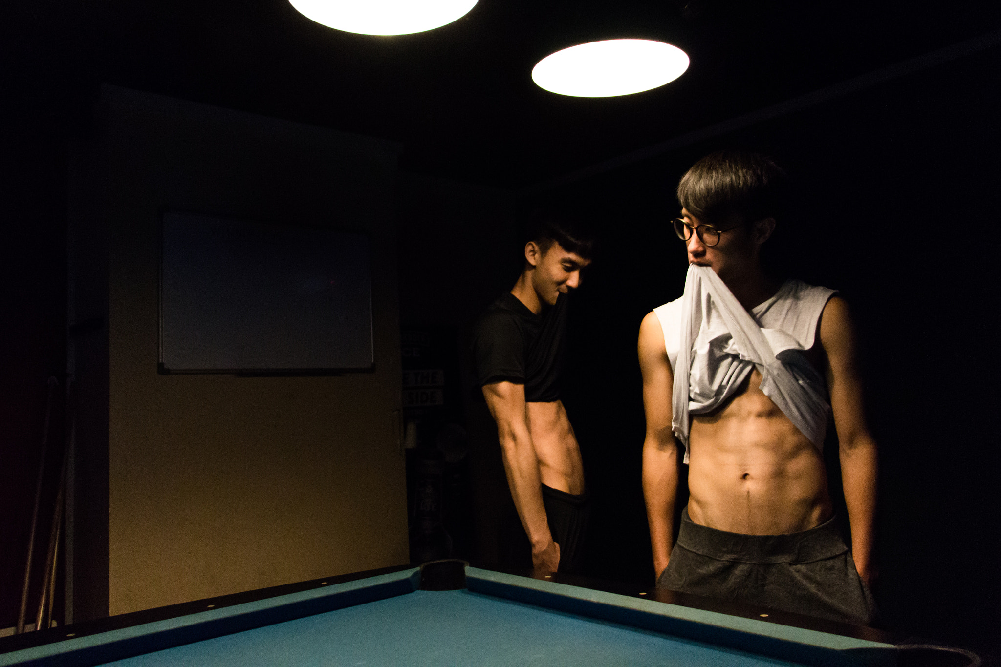 Canon EOS 650D (EOS Rebel T4i / EOS Kiss X6i) sample photo. Billiards men photography