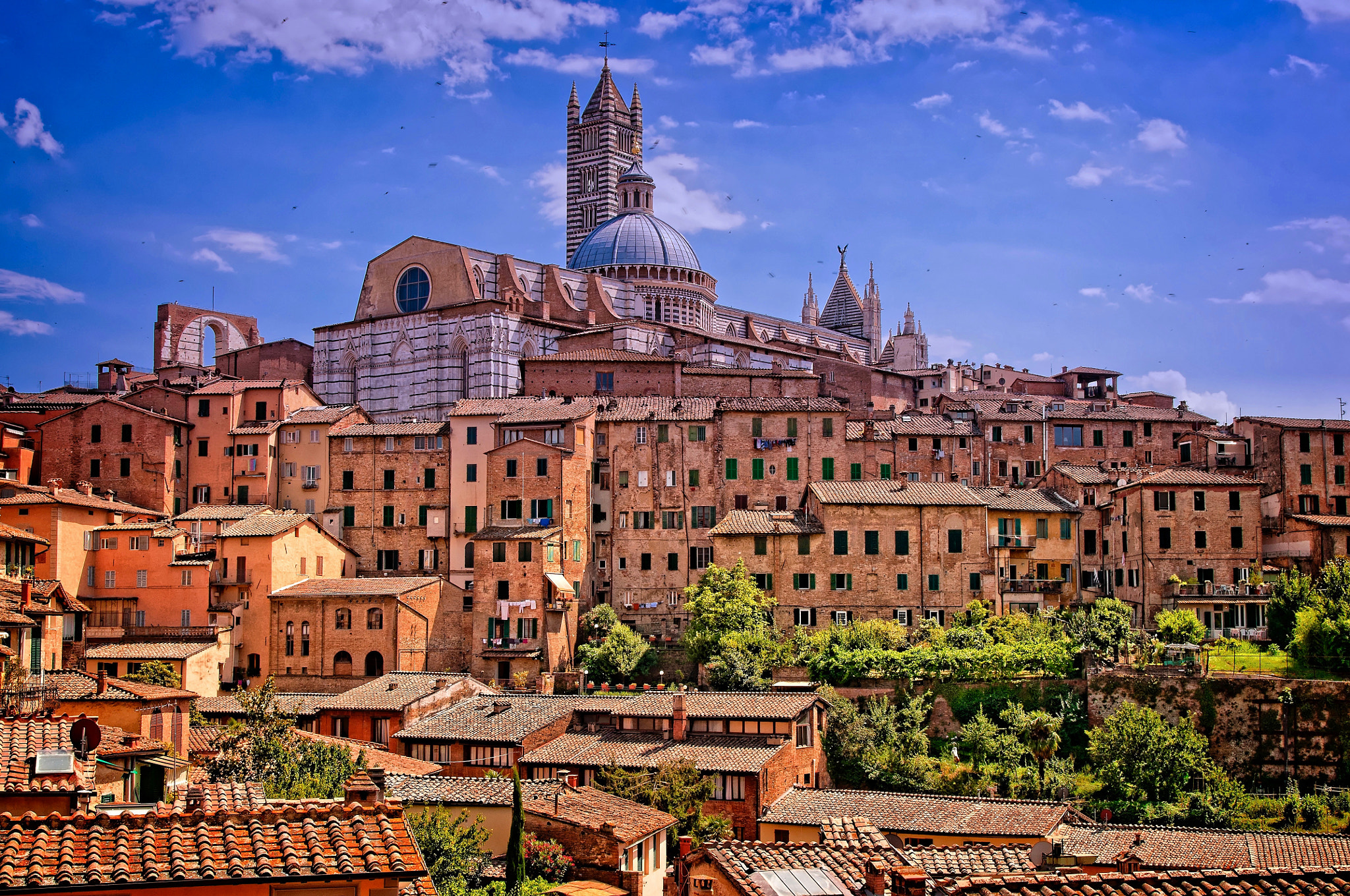 Nikon AF-S Nikkor 24-120mm F4G ED VR sample photo. Cathedral of siena photography