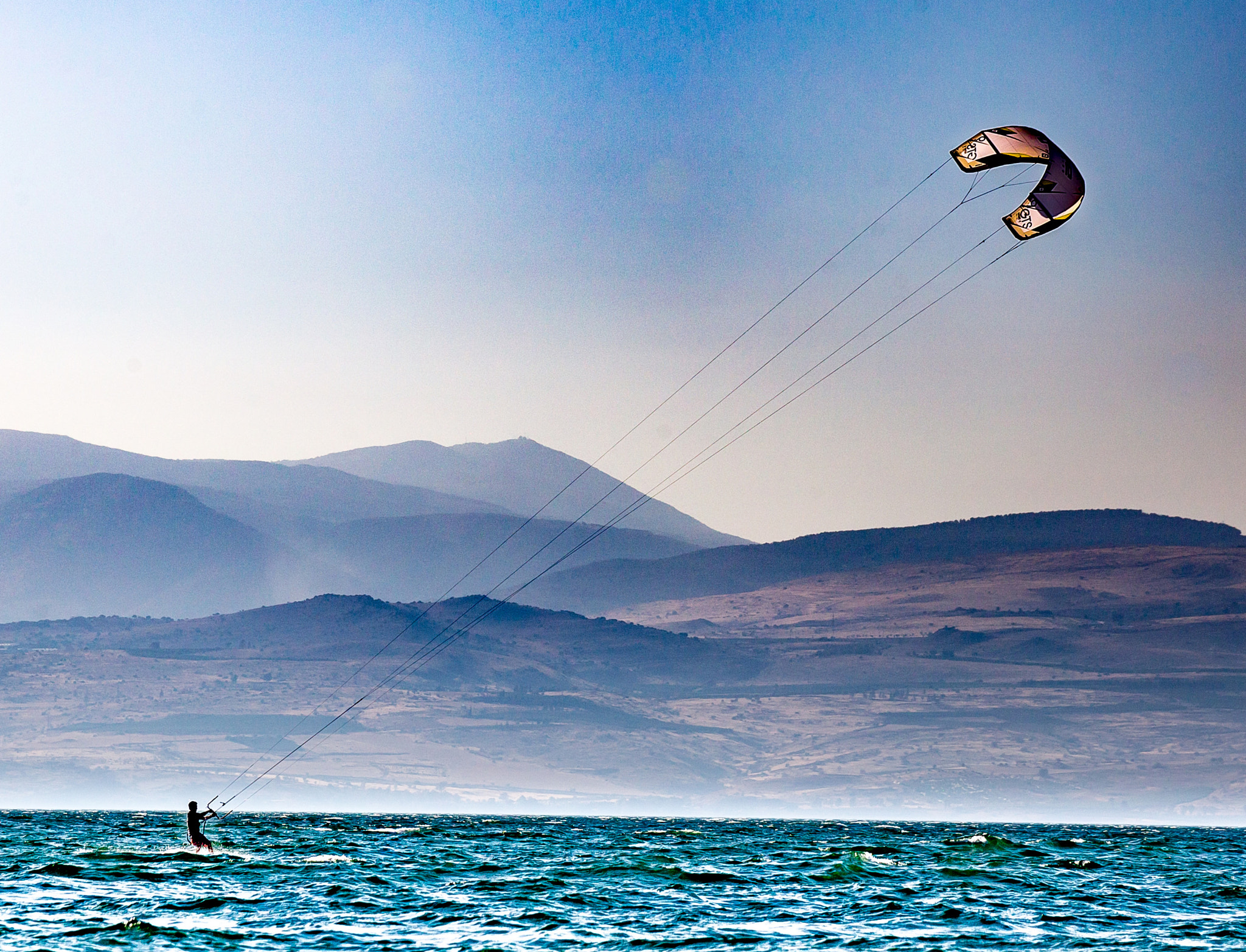 Canon EOS 6D + Canon EF 100-300mm f/5.6L sample photo. Kite me photography