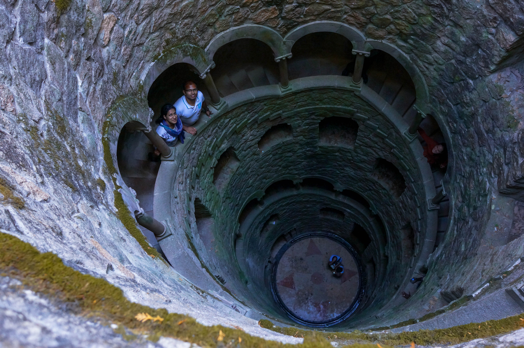 Sony Alpha NEX-5R + Sony Sonnar T* E 24mm F1.8 ZA sample photo. Initiation well, sintra, portugal photography
