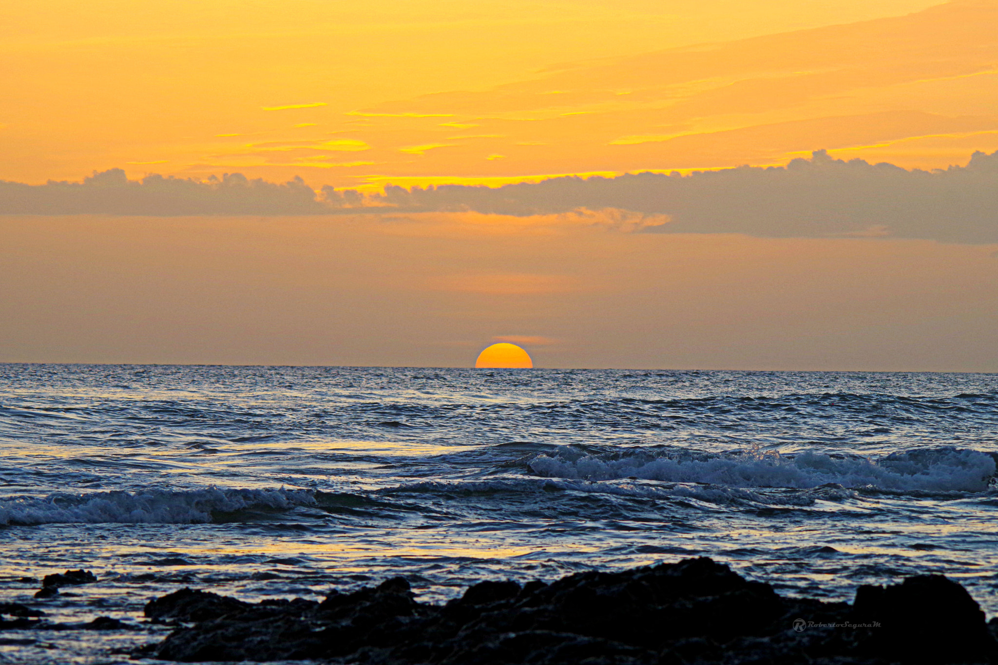 Pentax K-S2 sample photo. Sunset at playa langosta photography