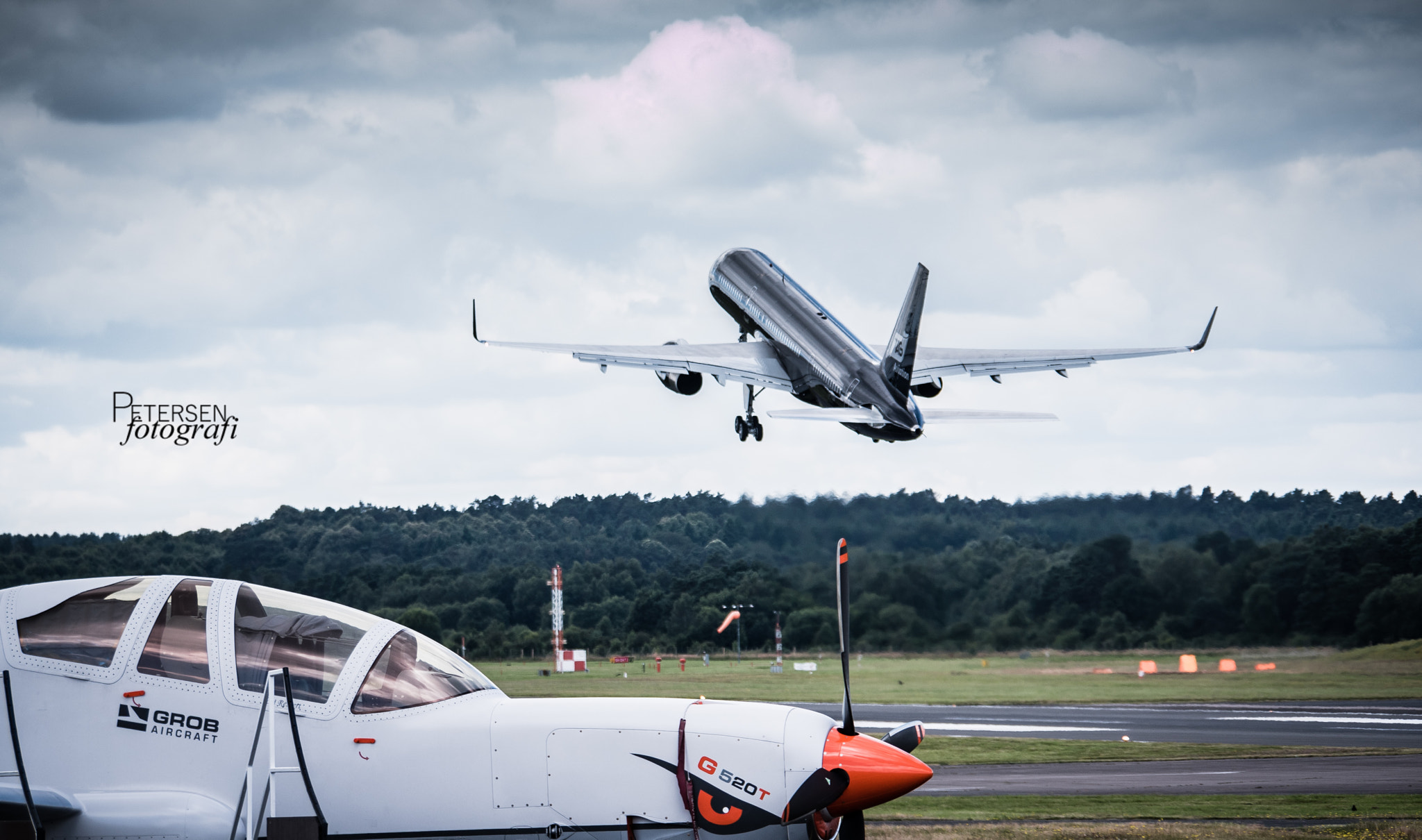 Panasonic Lumix DMC-GH4 sample photo. Up up and away photography