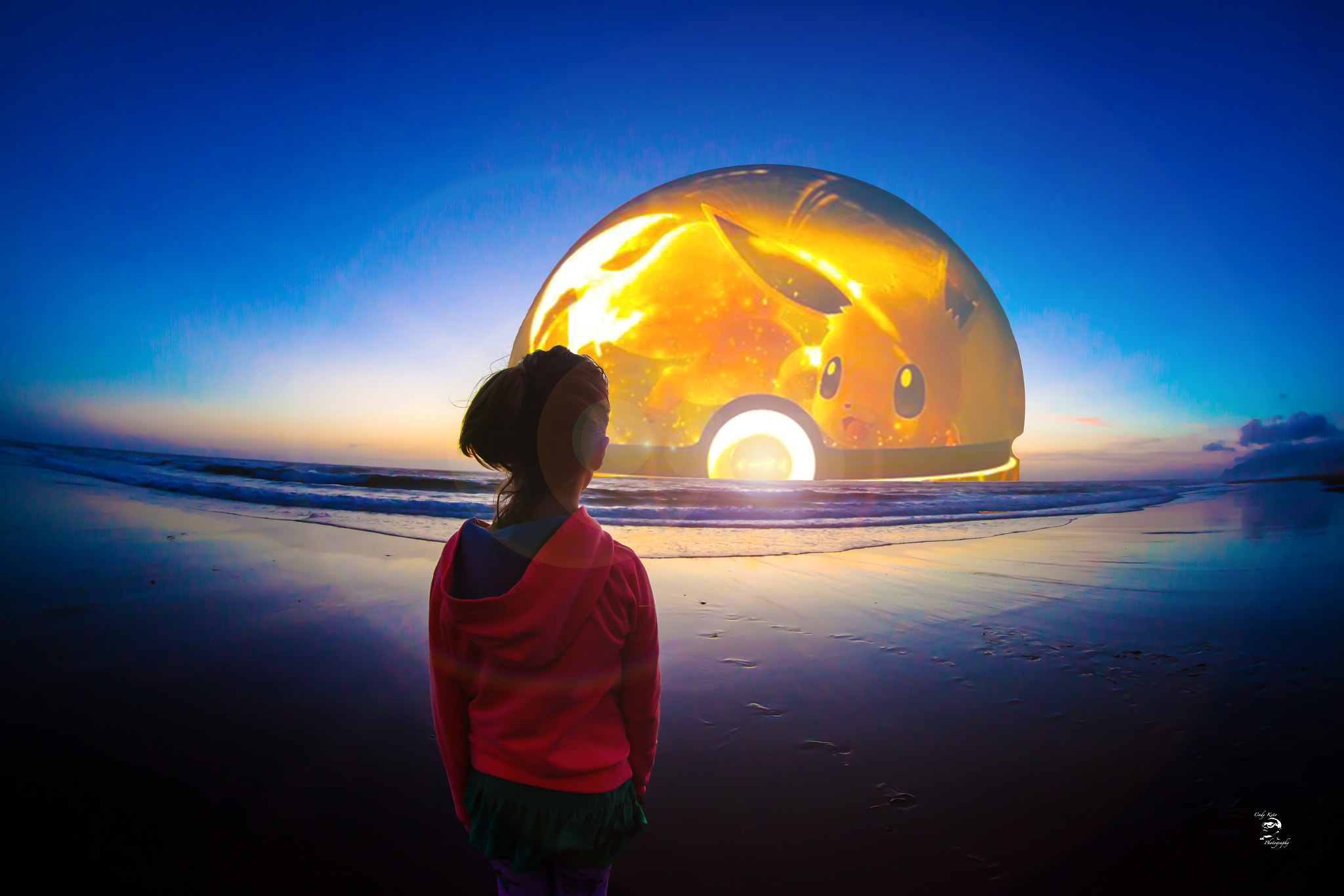 Canon EF 8-15mm F4L Fisheye USM sample photo. Pokeball sunset photography