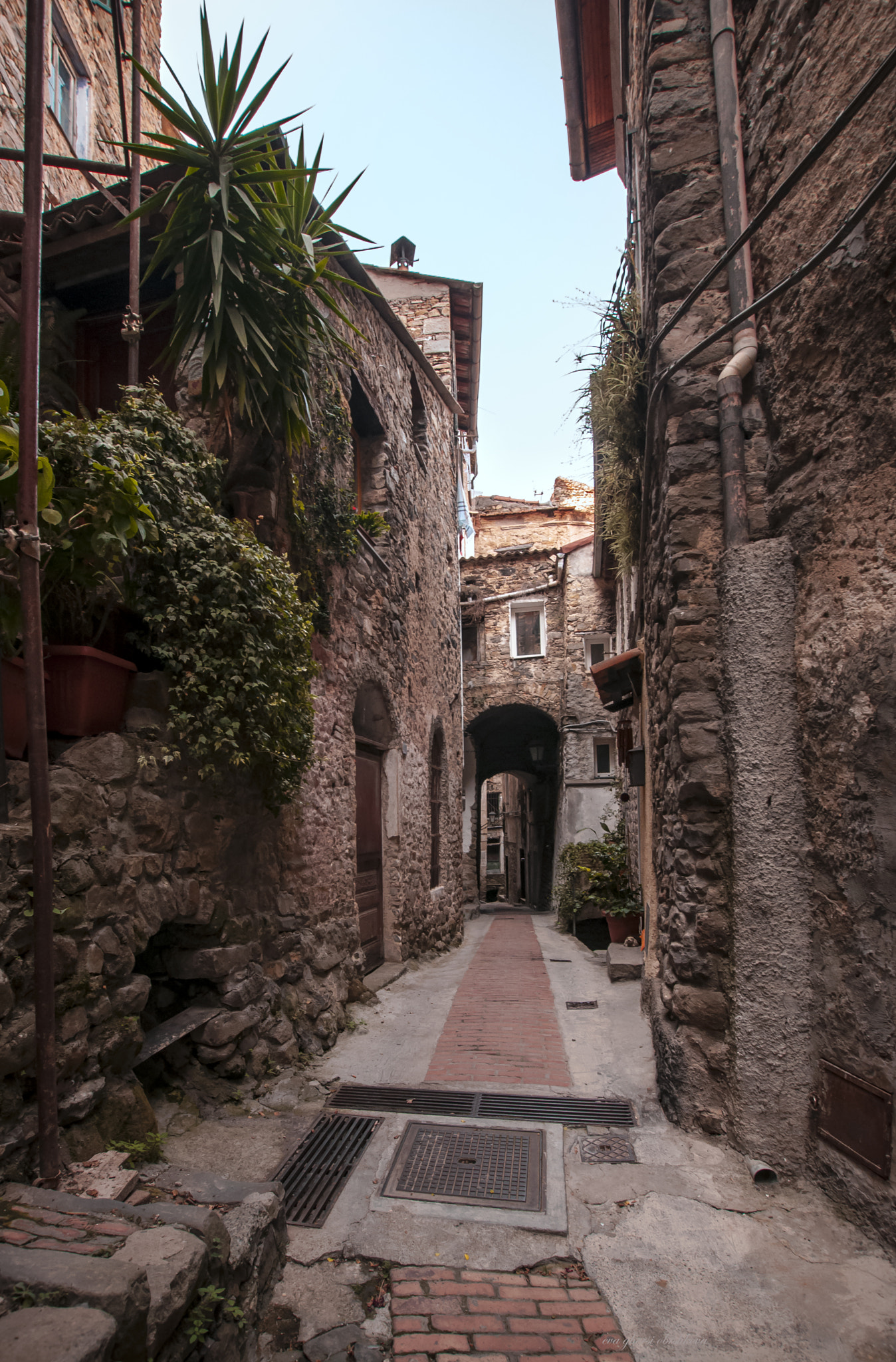 Nikon D90 + Sigma 10-20mm F3.5 EX DC HSM sample photo. Ceriana, italy photography