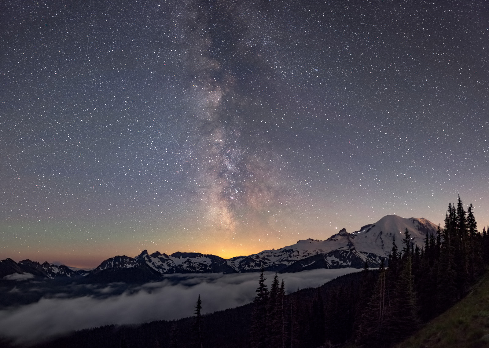 Samyang 12mm F2.8 ED AS NCS Fisheye sample photo. Mount rainier milky way photography