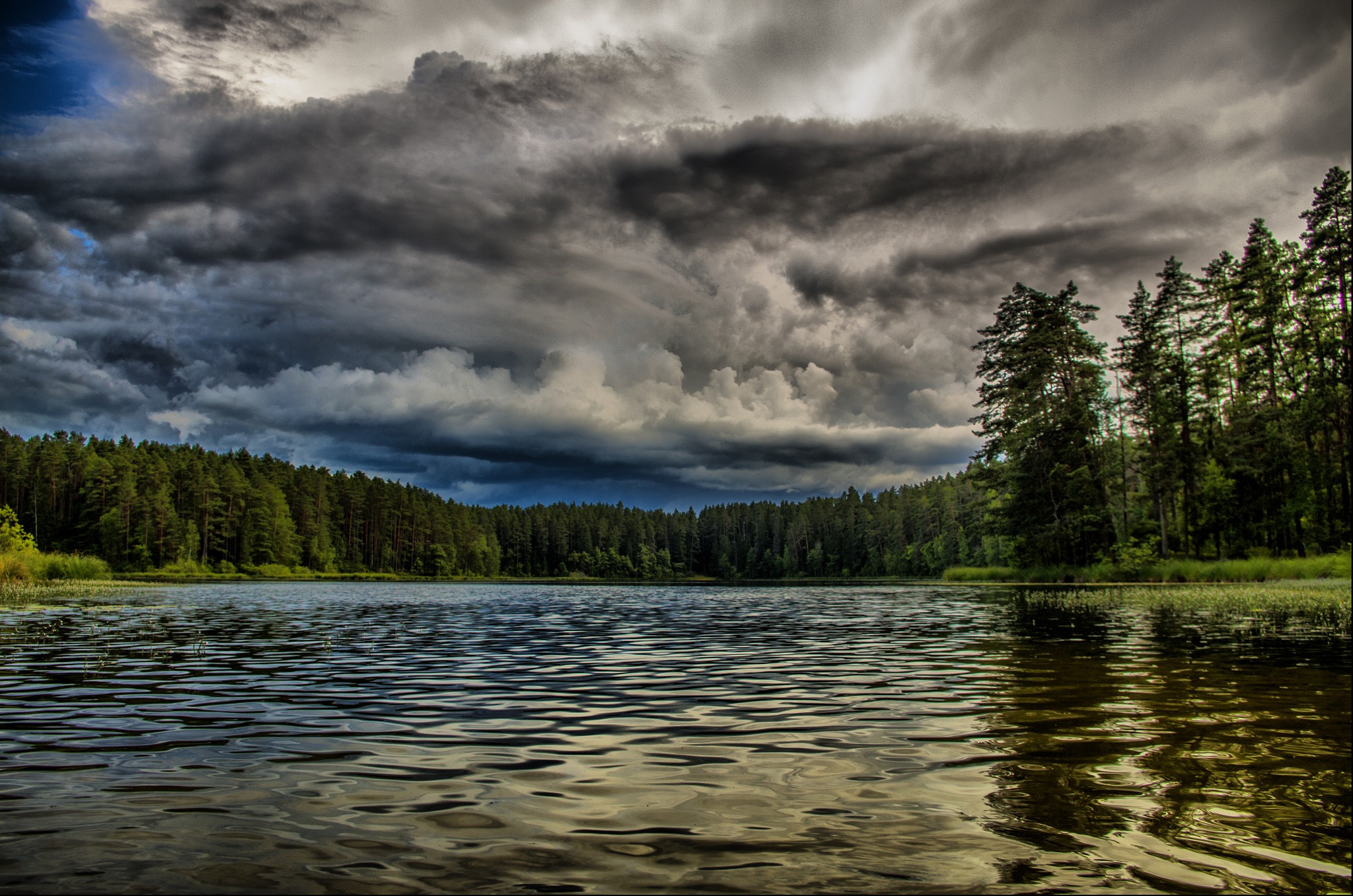 Pentax smc DA 18-55mm F3.5-5.6 ED AL II (IF) sample photo. Stormy clouds photography