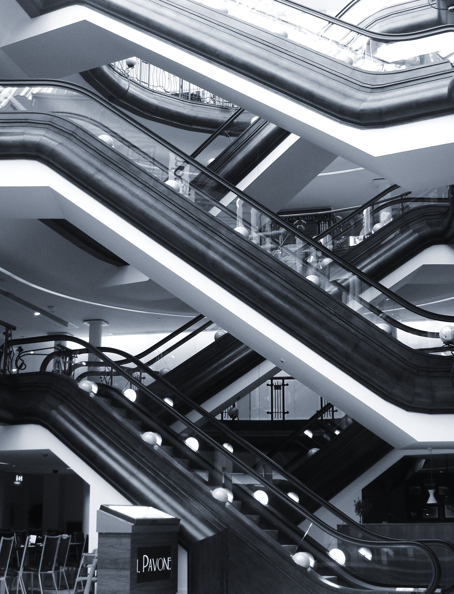 CASIO EX-Z1080 sample photo. Bw escalator, glasgow  photography