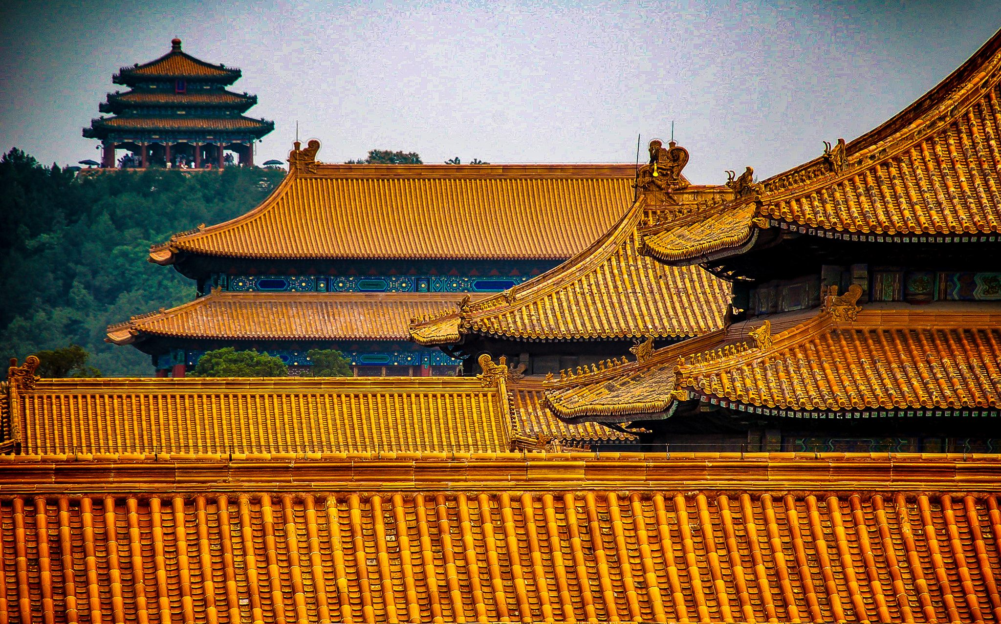 Nikon D50 sample photo. Forbidden roof tops photography