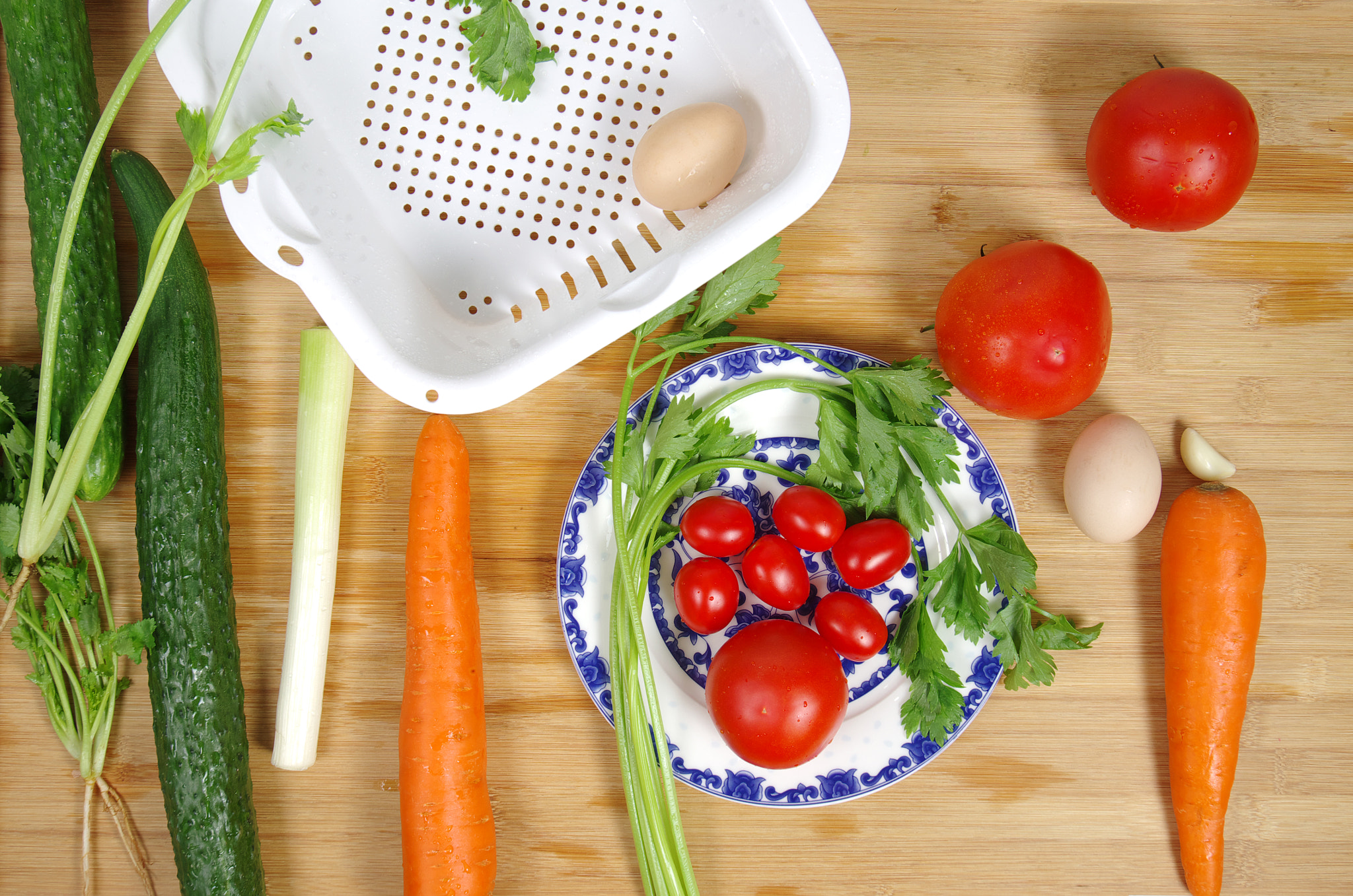 Pentax smc DA 16-45mm F4 ED AL sample photo. Healthy eating / assortment of organic vegetables photography