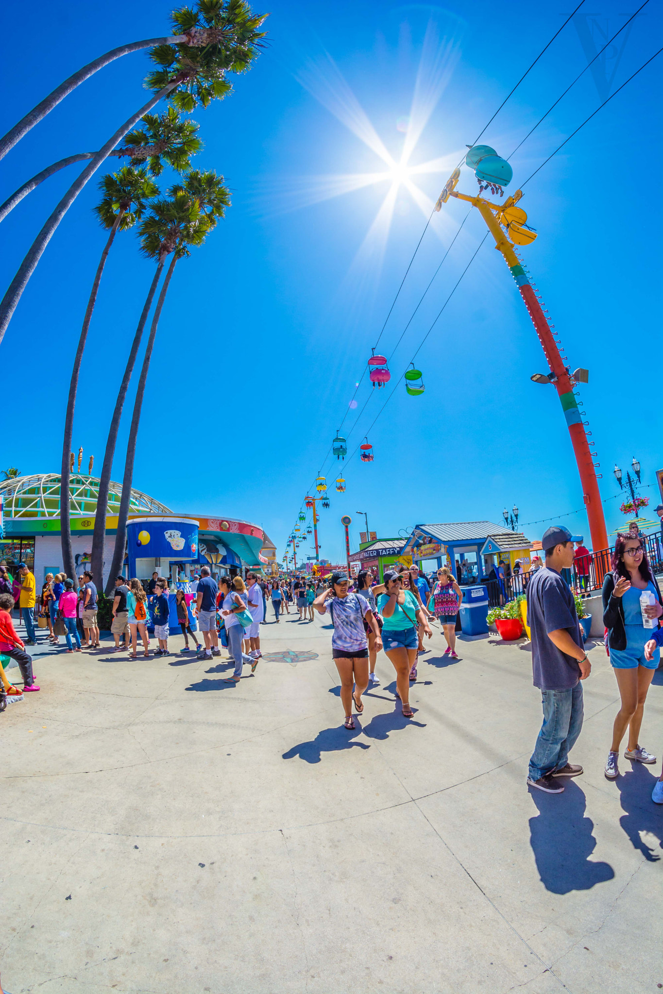 Nikon D5200 + Samyang 8mm F3.5 Aspherical IF MC Fisheye sample photo. Beach boardwalk photography