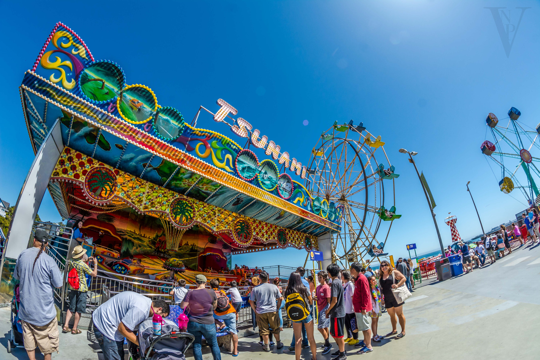 Nikon D5200 + Samyang 8mm F3.5 Aspherical IF MC Fisheye sample photo. Beach boardwalk photography