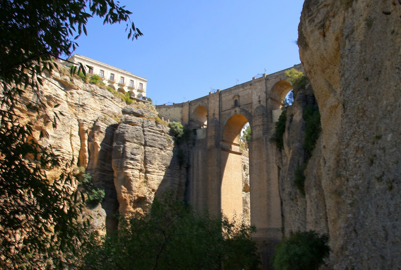 Sony DT 16-105mm F3.5-5.6 sample photo. Ronda spain photography