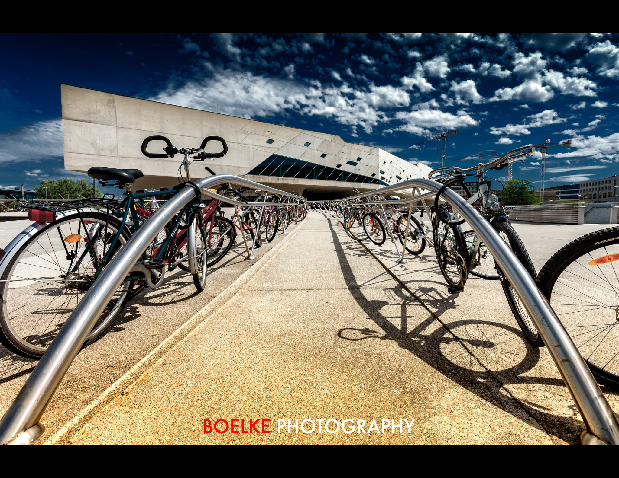 Canon EOS-1Ds Mark III sample photo. Bike way photography