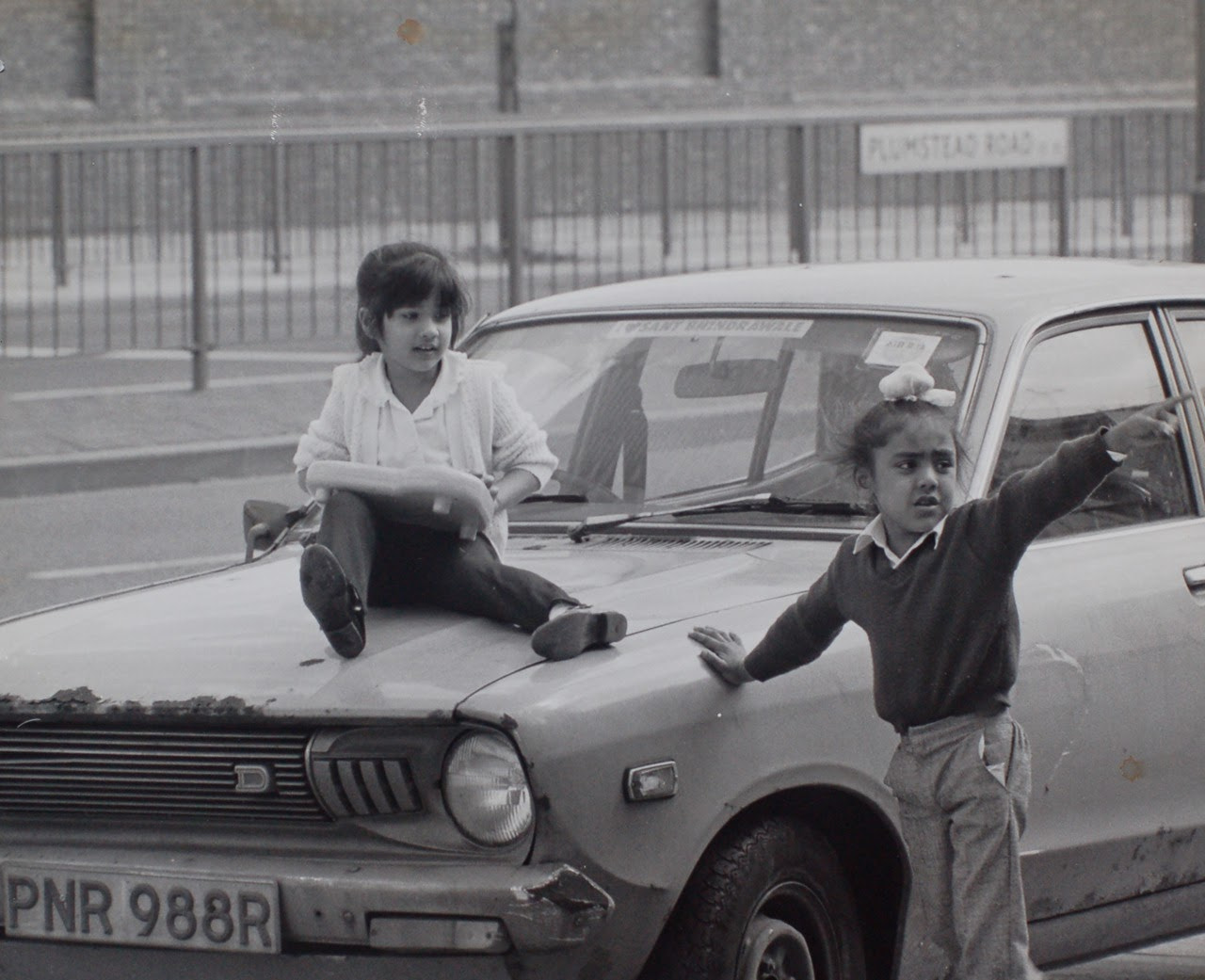 Nikon D50 + Nikon AF Nikkor 50mm F1.4D sample photo. Plumstead road 1986 photography