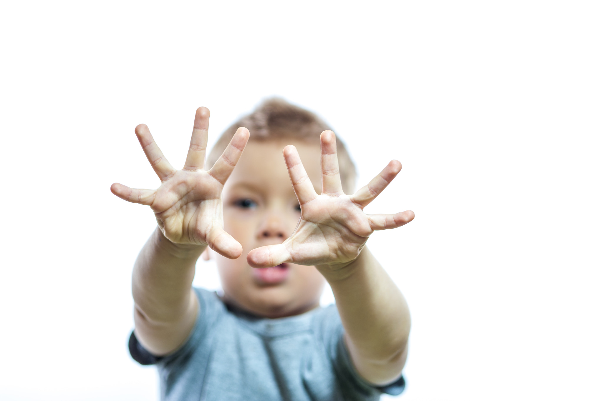 Nikon D700 + AF Micro-Nikkor 105mm f/2.8 sample photo. Portrait of little expressive boy photography