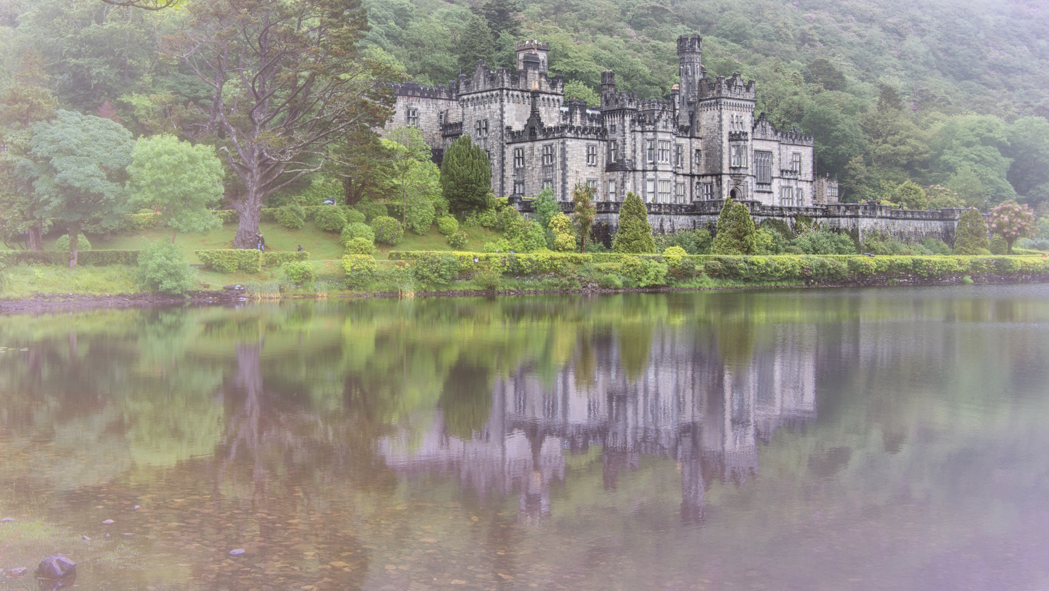 Pentax smc DA 16-45mm F4 ED AL sample photo. Kylemore abbey photography