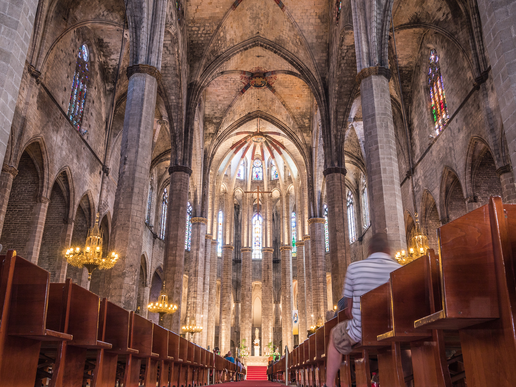 Panasonic Lumix DMC-GX8 + LEICA DG SUMMILUX 15/F1.7 sample photo. The barcelona church photography