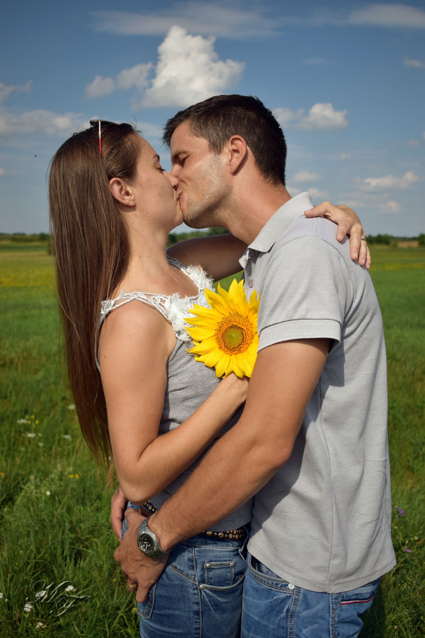 Nikon D3300 + PC Micro-Nikkor 85mm f/2.8D sample photo. Engaged couple <3 photography