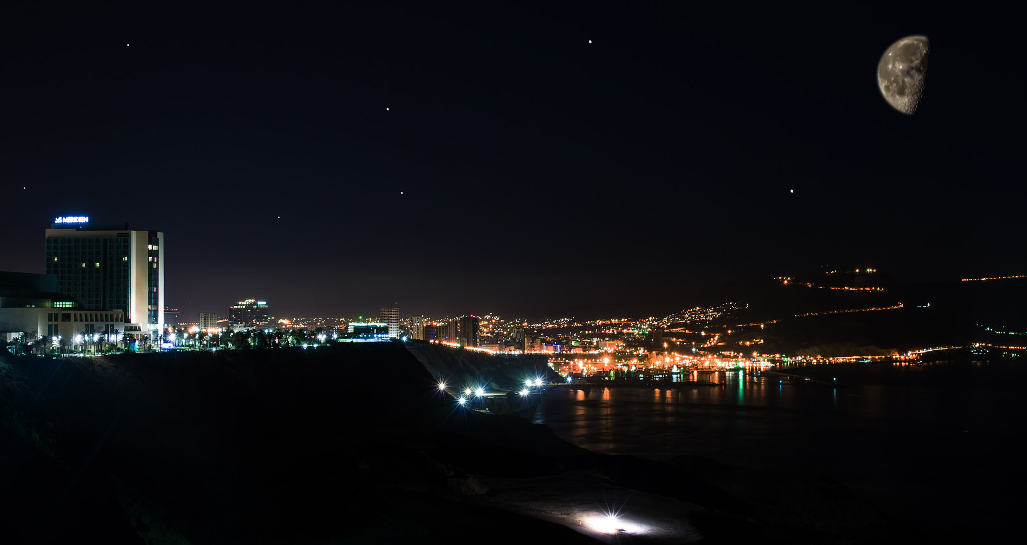 Sony DT 16-105mm F3.5-5.6 sample photo. Night view from oran photography