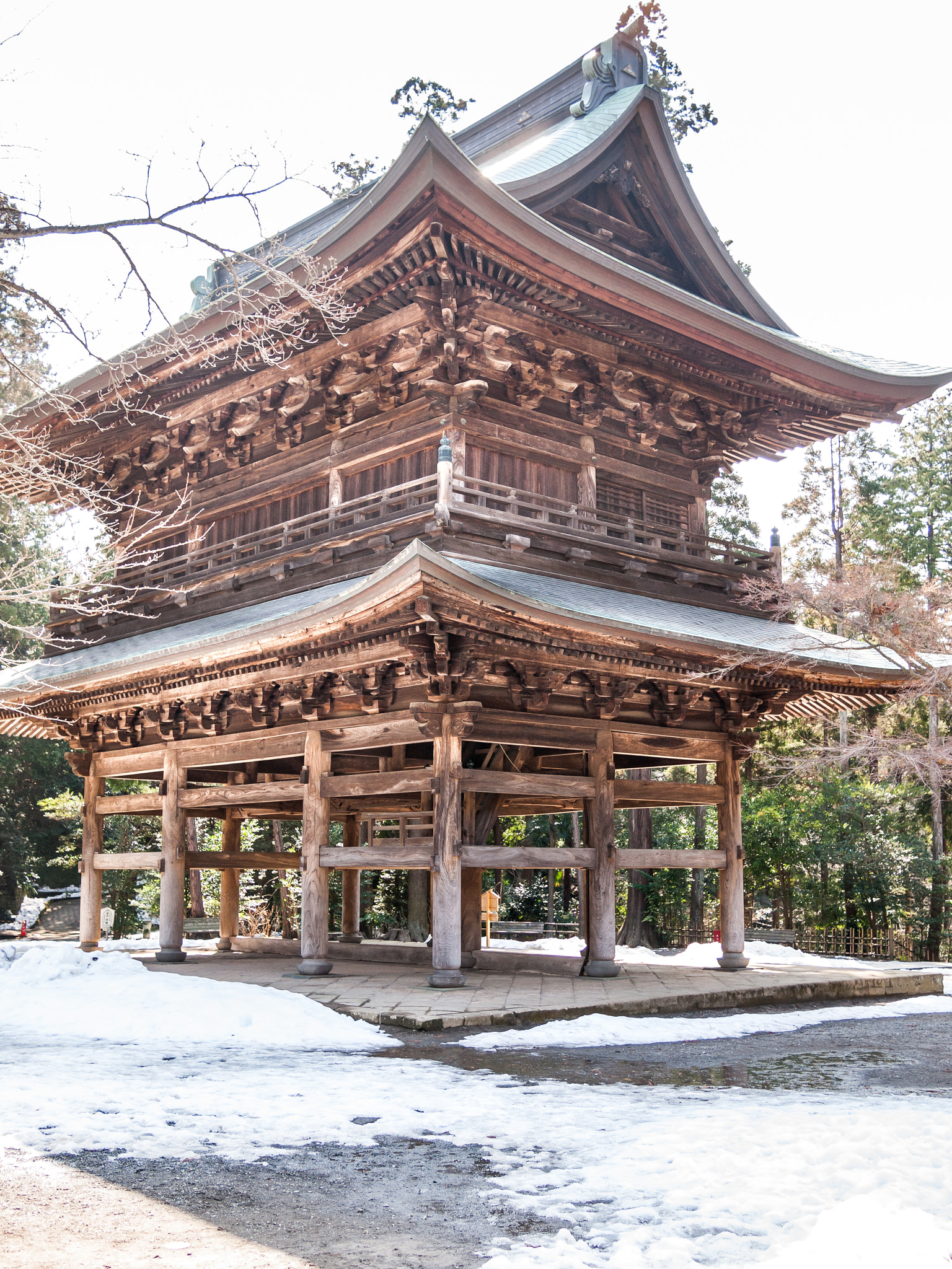 Olympus PEN E-P1 + Panasonic Lumix G 20mm F1.7 ASPH sample photo. Wood building in kamakura photography