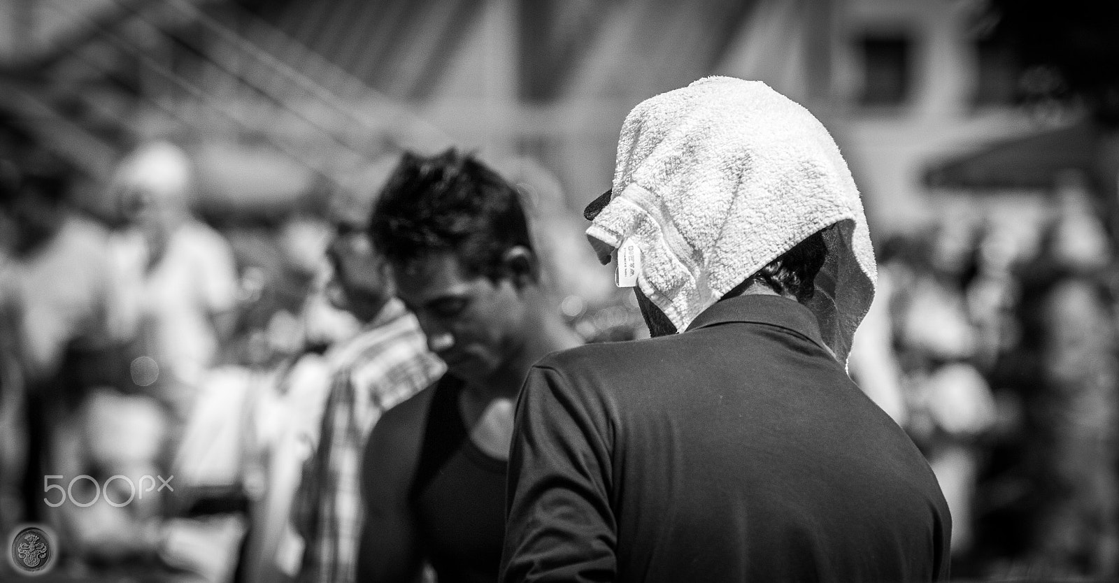 Canon EF 16-35mm F4L IS USM sample photo. ...the market...part ii photography