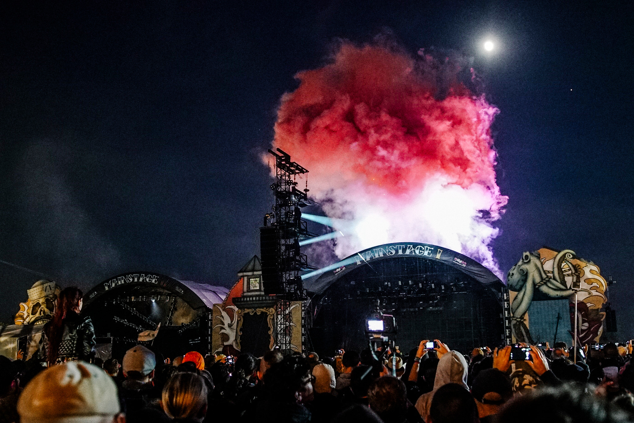 Sony a7S II + 24-70mm F2.8 G SSM II sample photo. Hellfest day © teddy morellec la clef photography