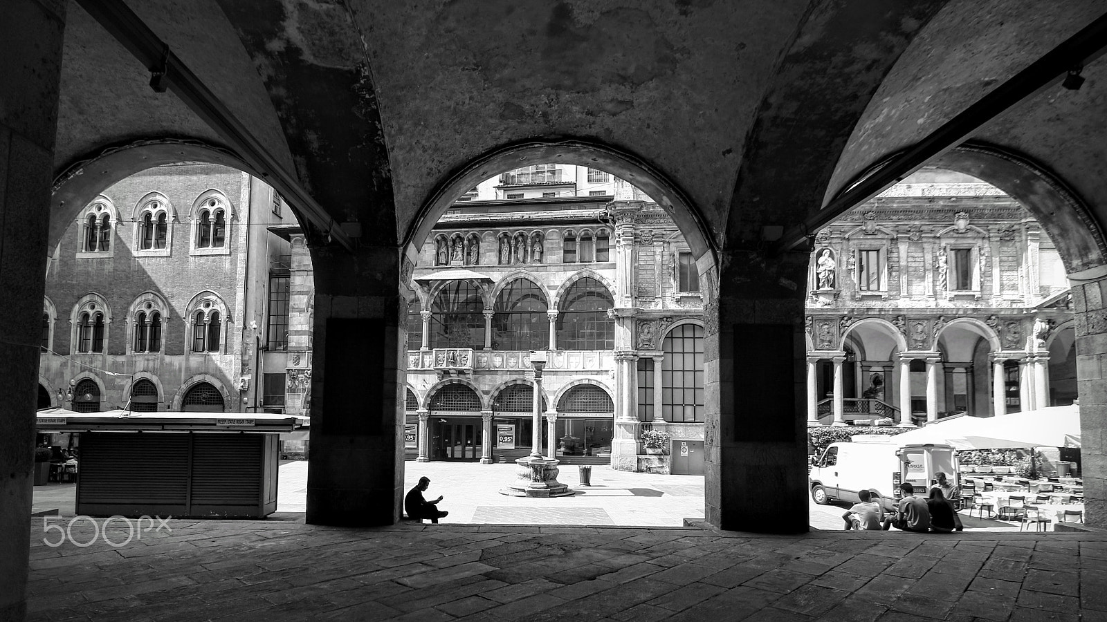 Canon EOS M sample photo. The reader (bw)  photography