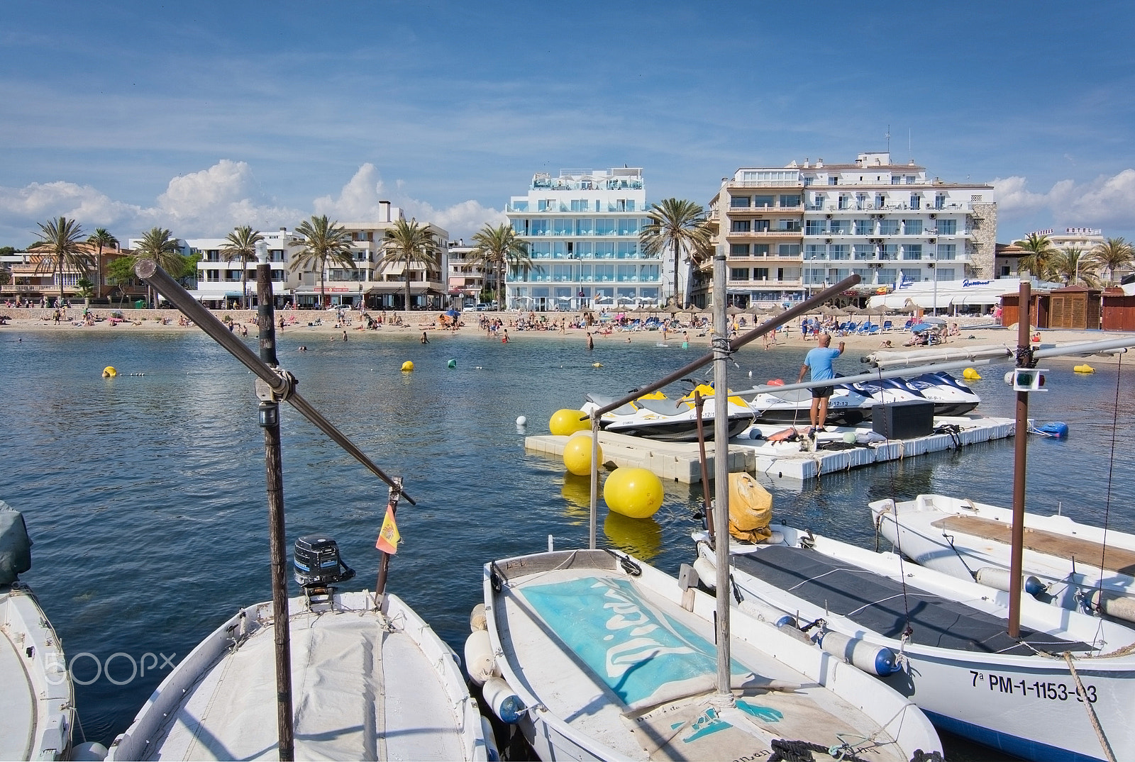 Nikon D7100 + AF Nikkor 70-210mm f/4-5.6D sample photo. Small marina boats moored photography